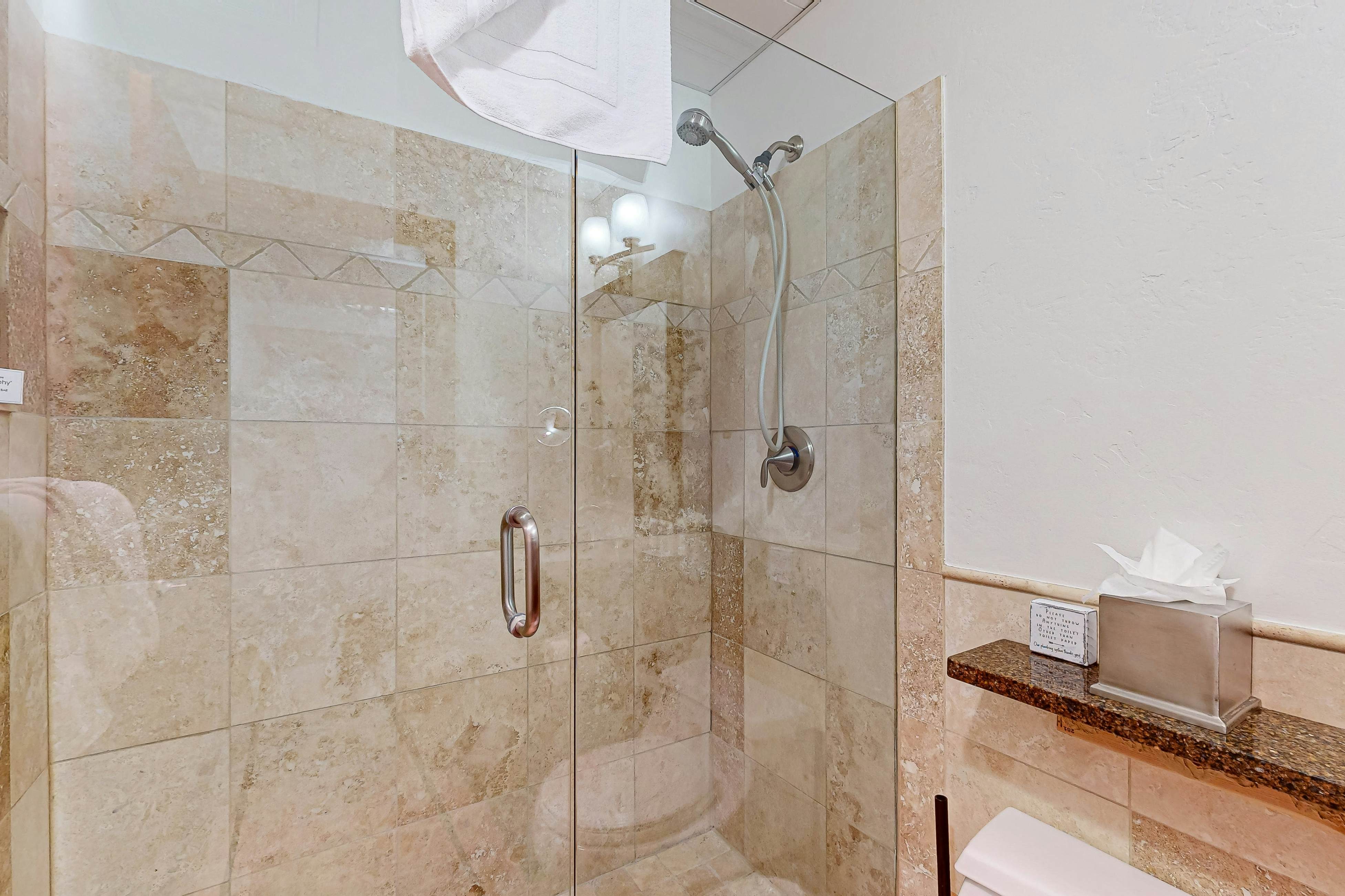 Lion Square Lodge South 462