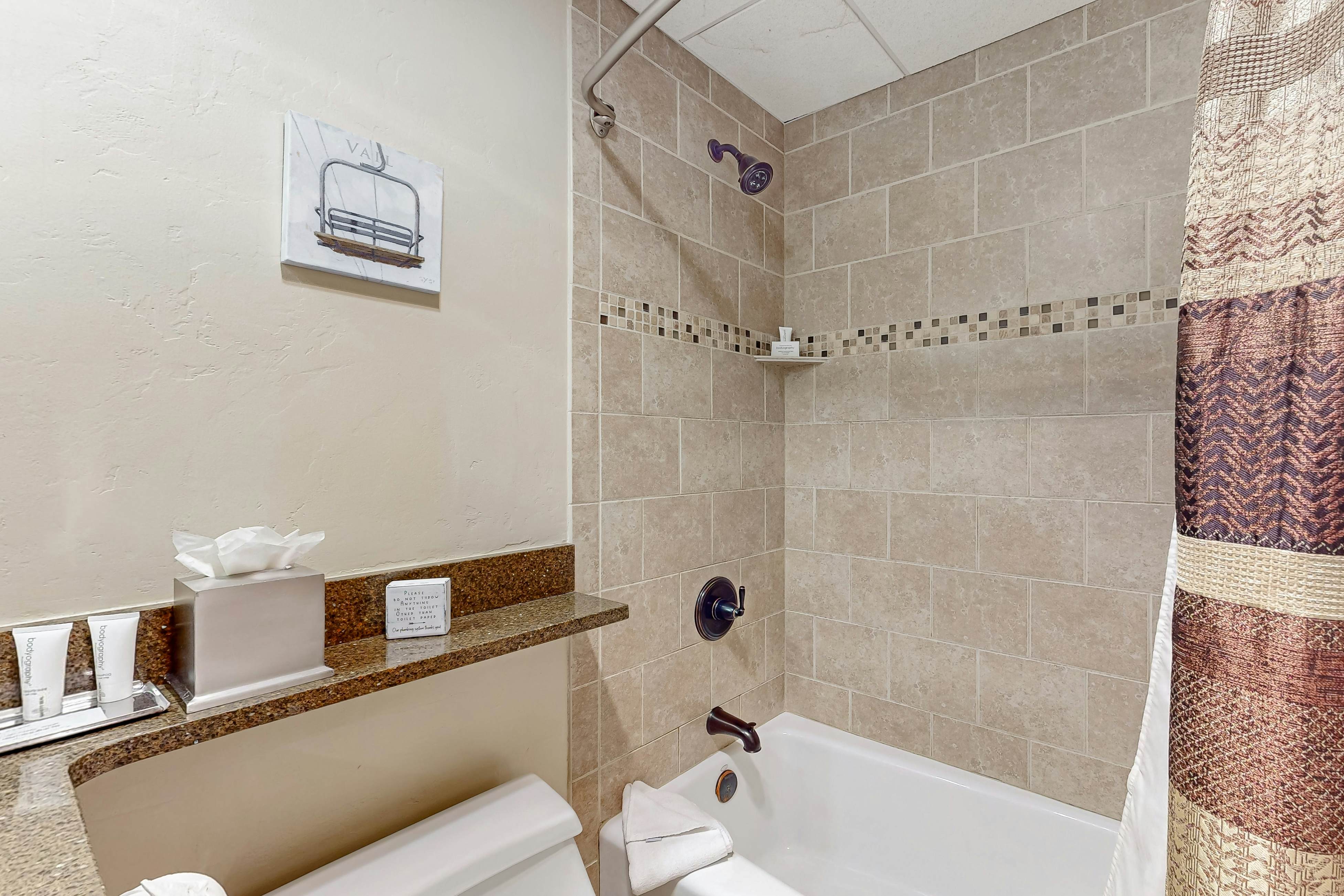 Lion Square Lodge South 477