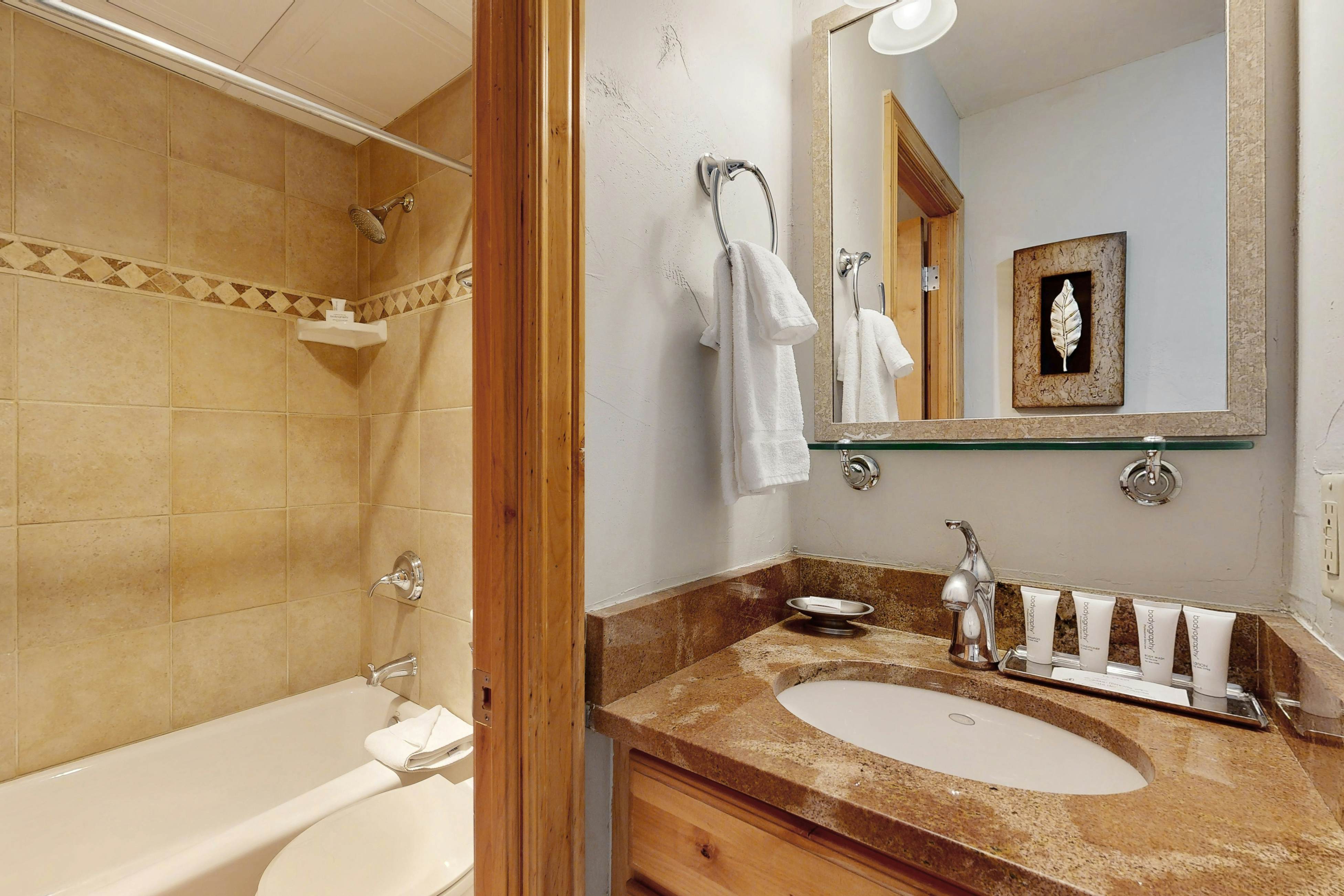 Lion Square Lodge South 368