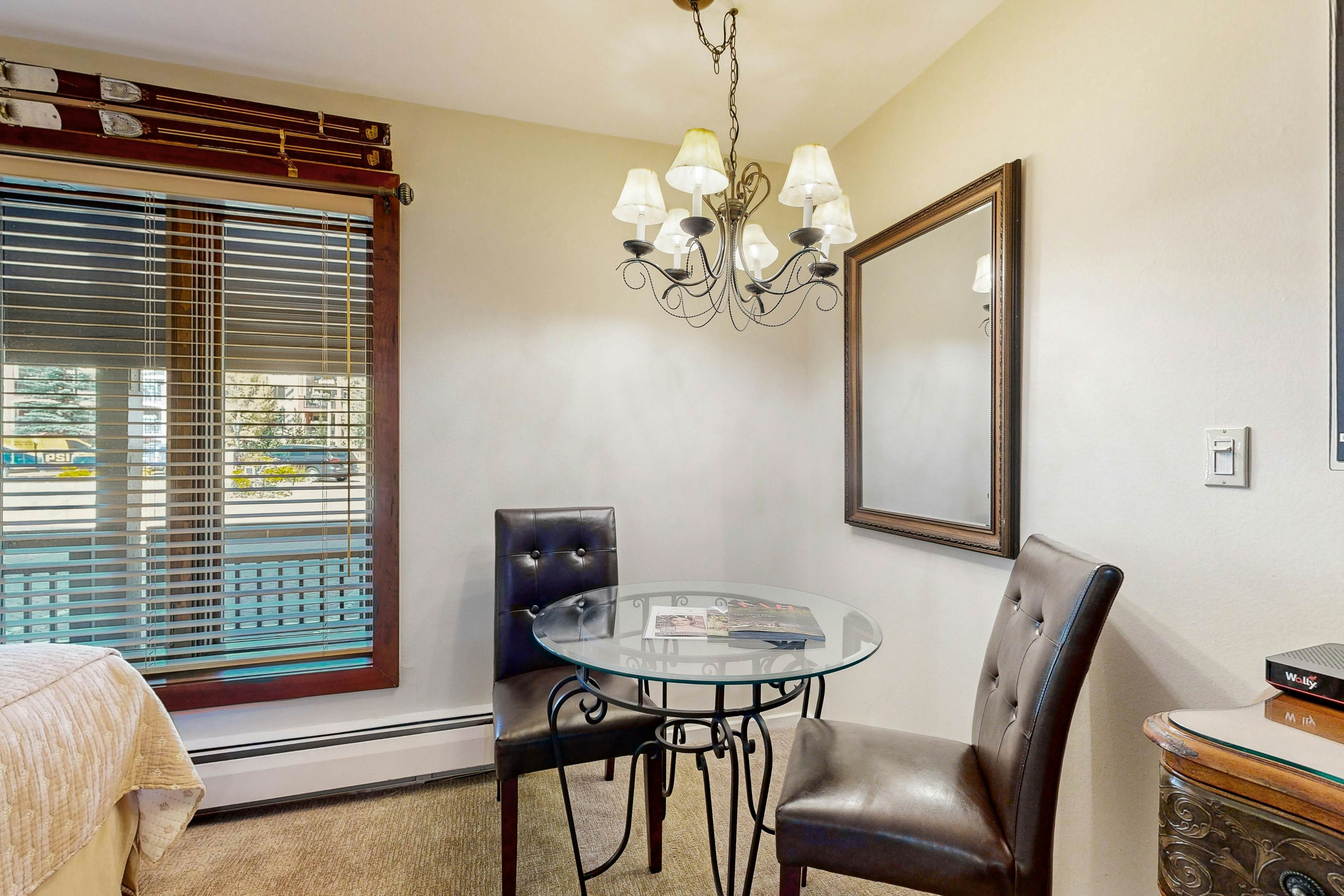 Lion Square Lodge South 373