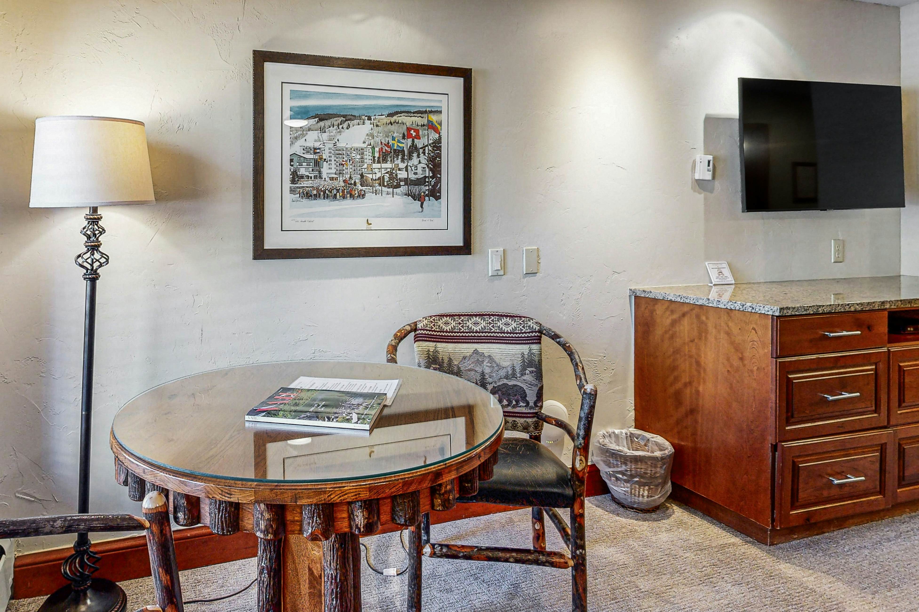 Lion Square Lodge South 377