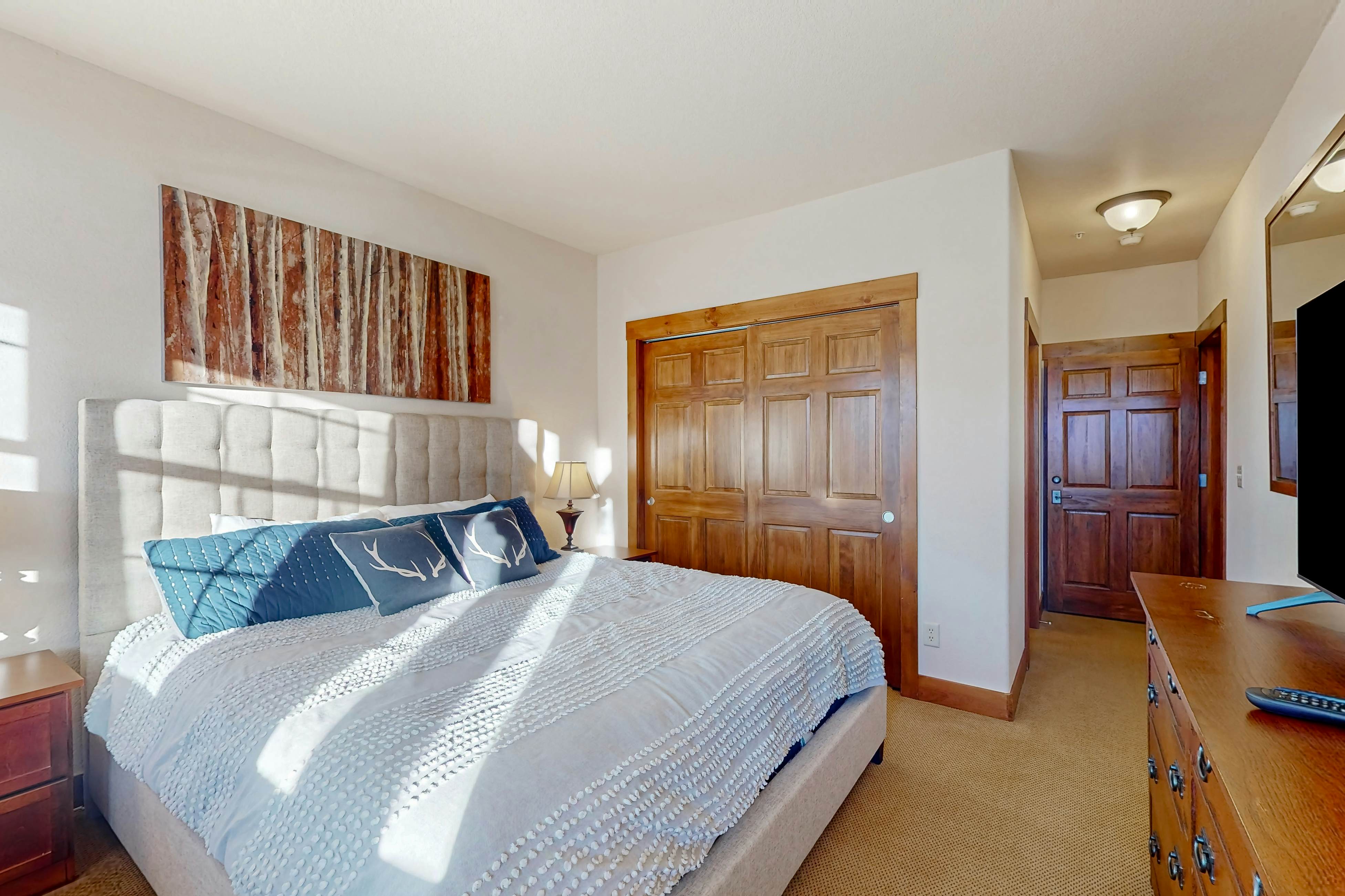 Kicking Horse Lodges 5-102