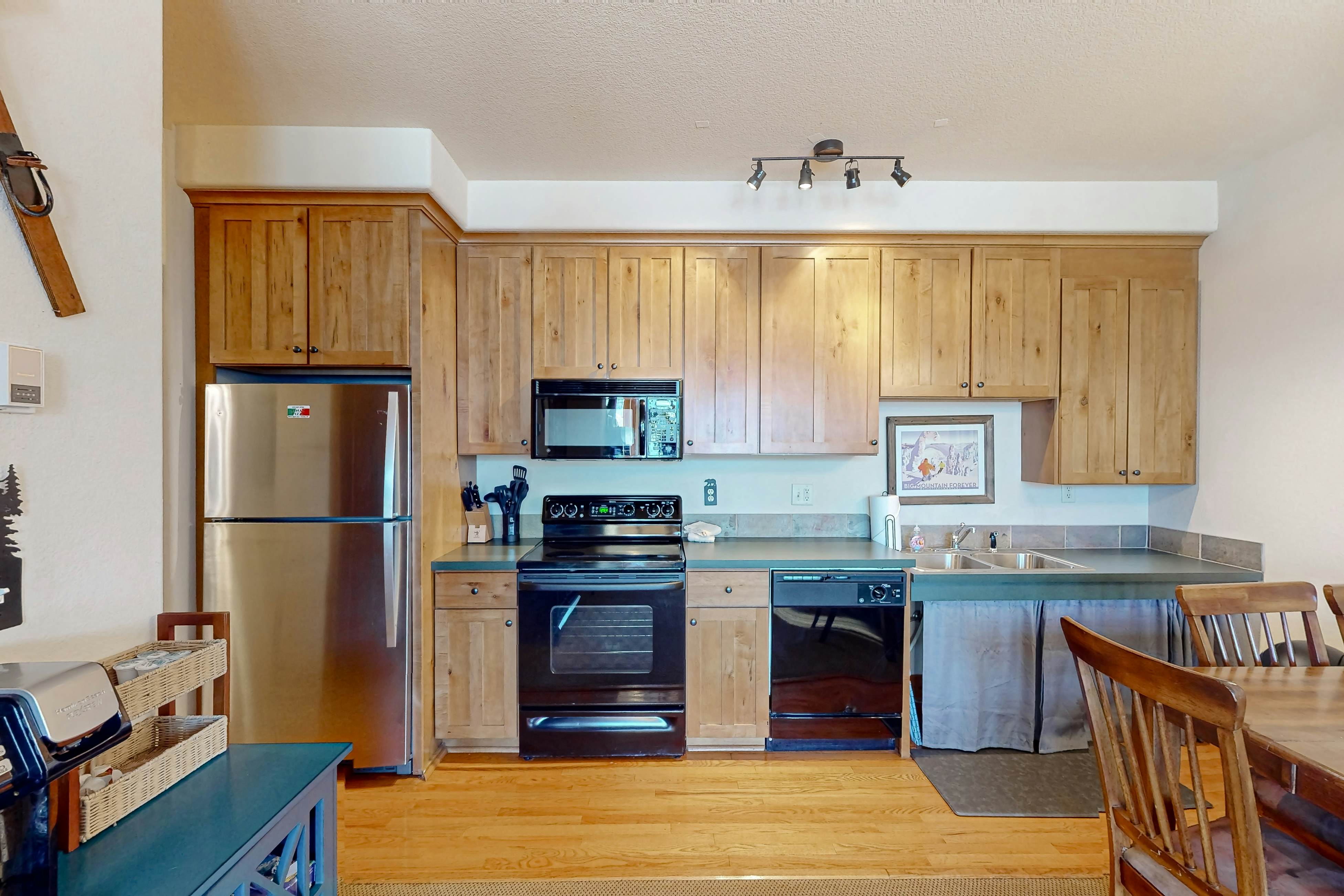 Kicking Horse Lodges 5-102