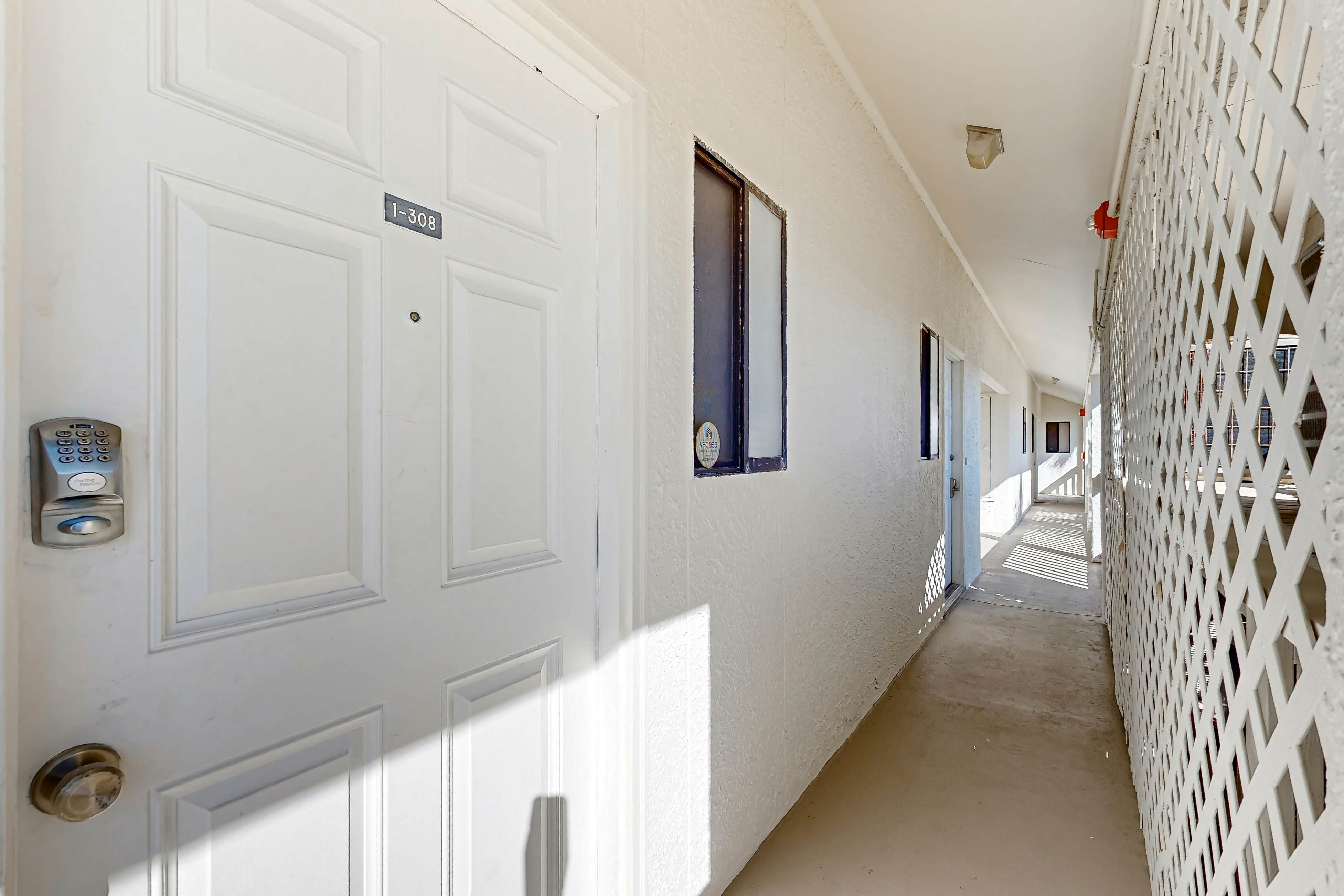 Sunset Harbor Palms 1-308