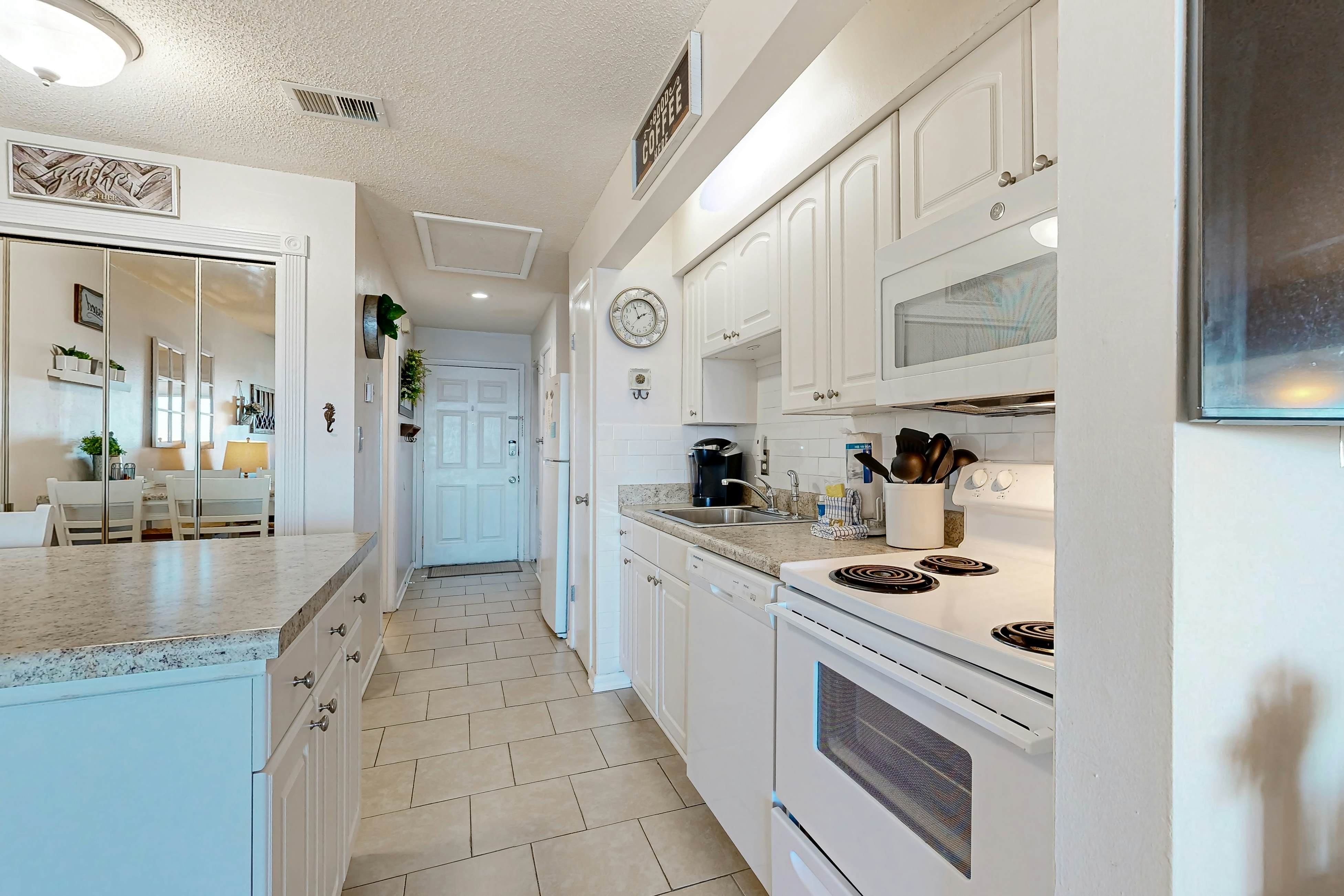 Sunset Harbor Palms 1-308