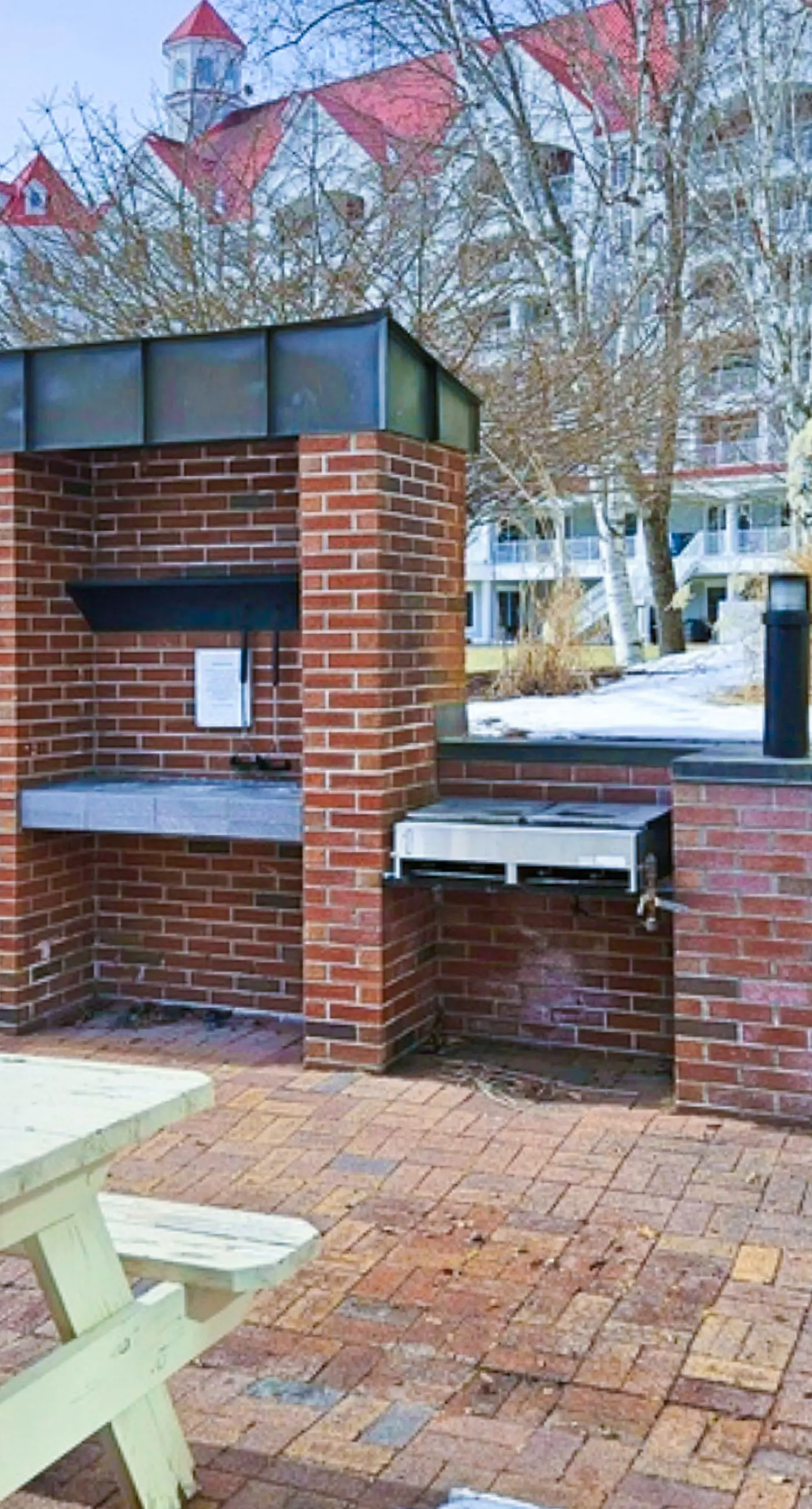 204 Studio at Rivergreen