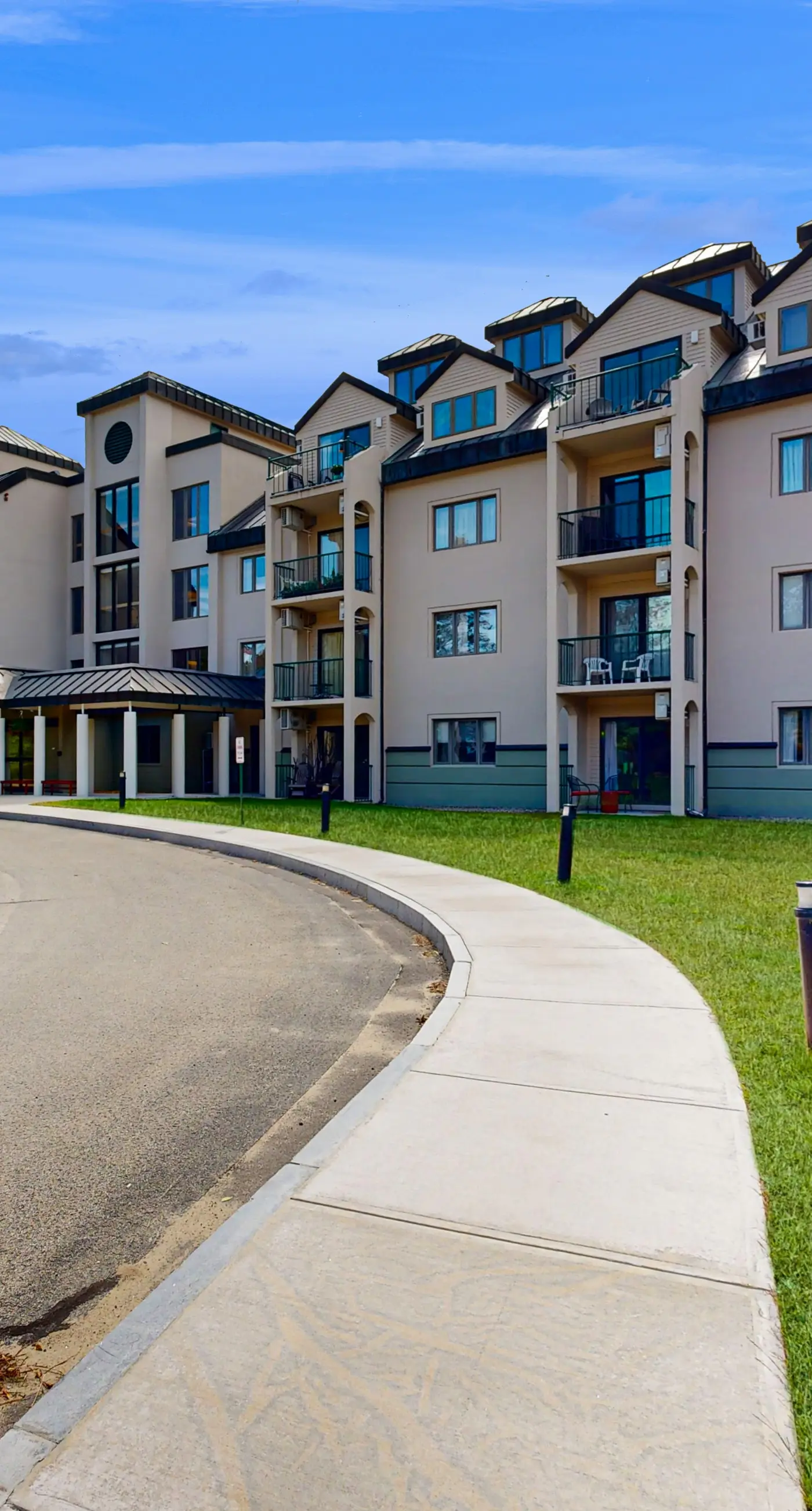 204 Studio at Rivergreen