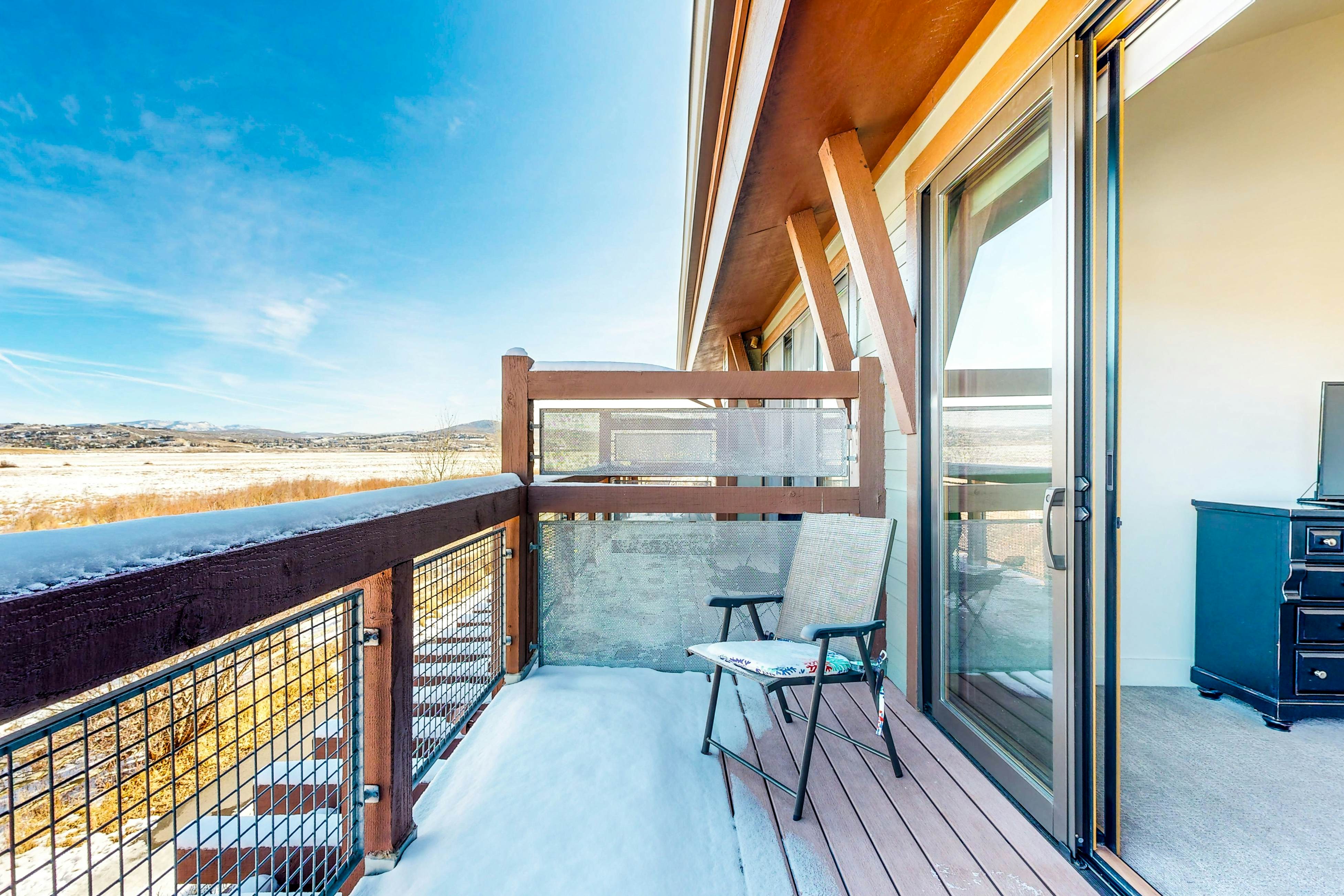 Newpark Townhomes 28