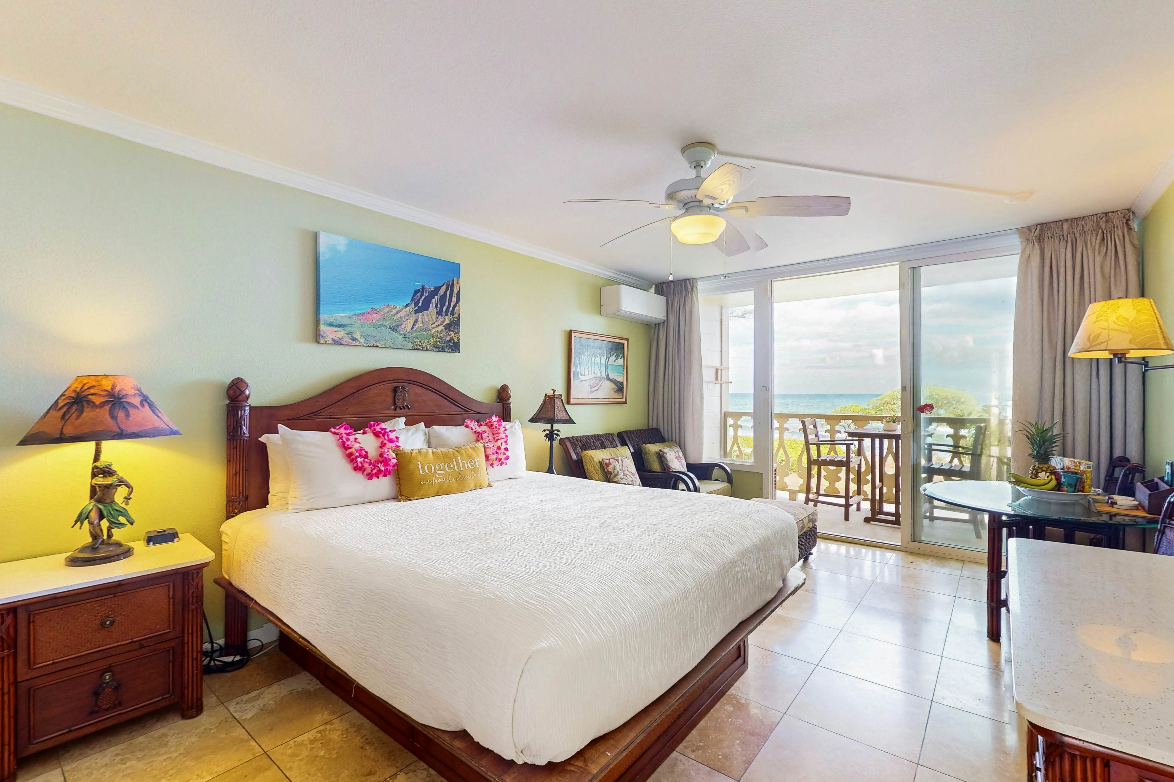 Islander on the Beach 250