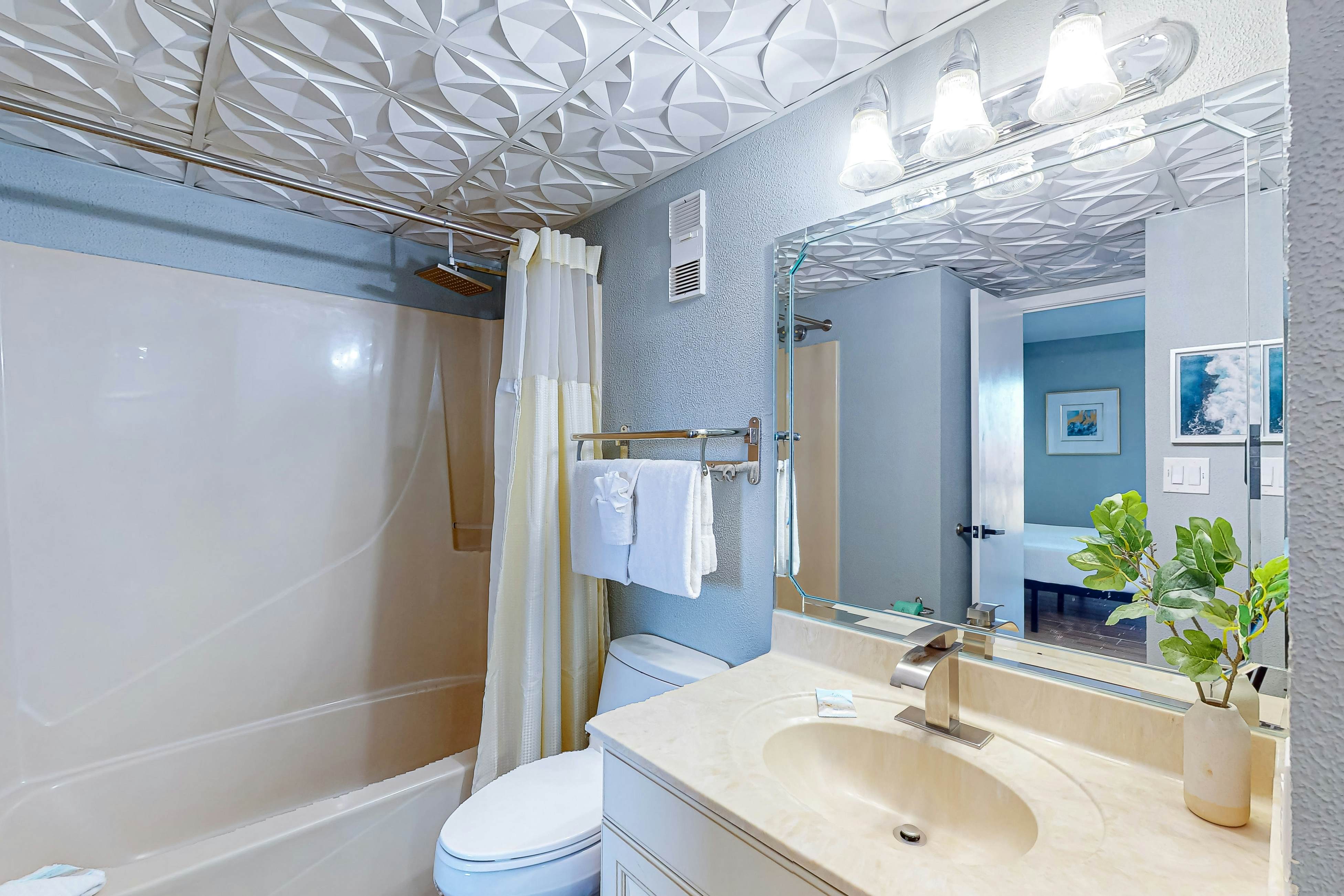 Edgewater Beach Resort #T1-205