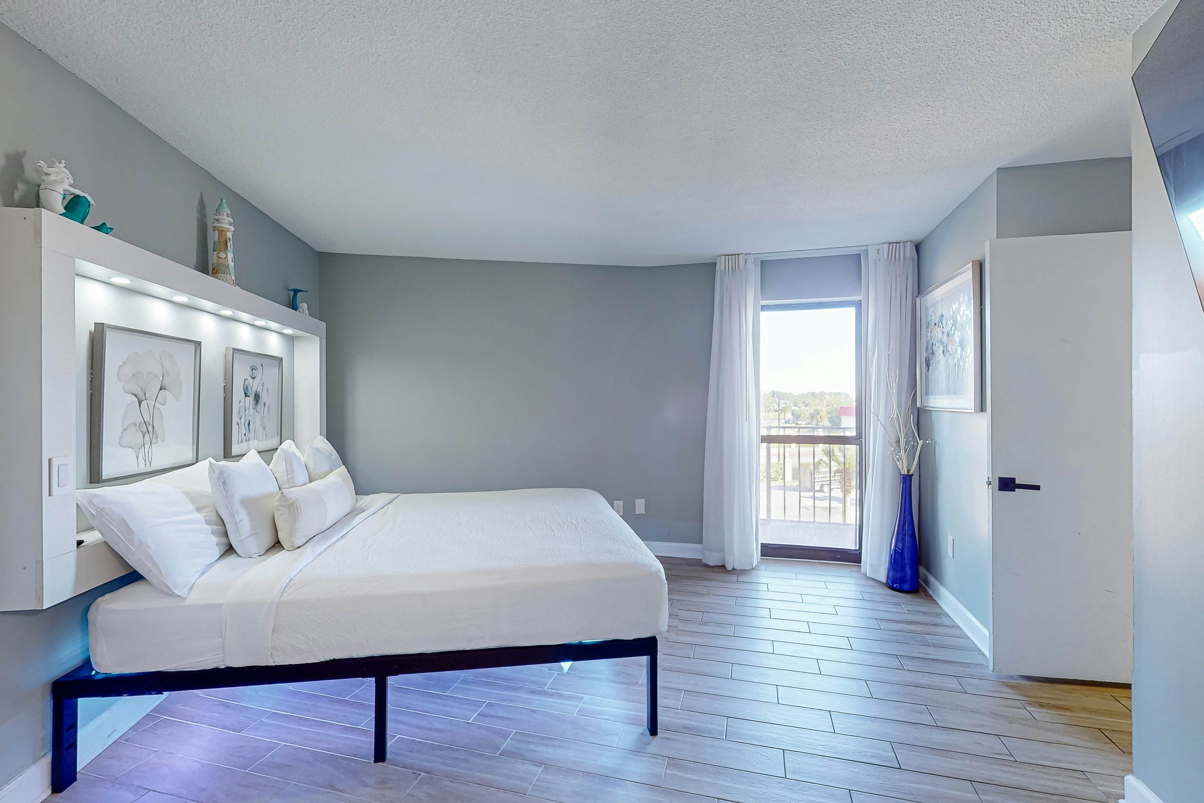 Edgewater Beach Resort #T1-205