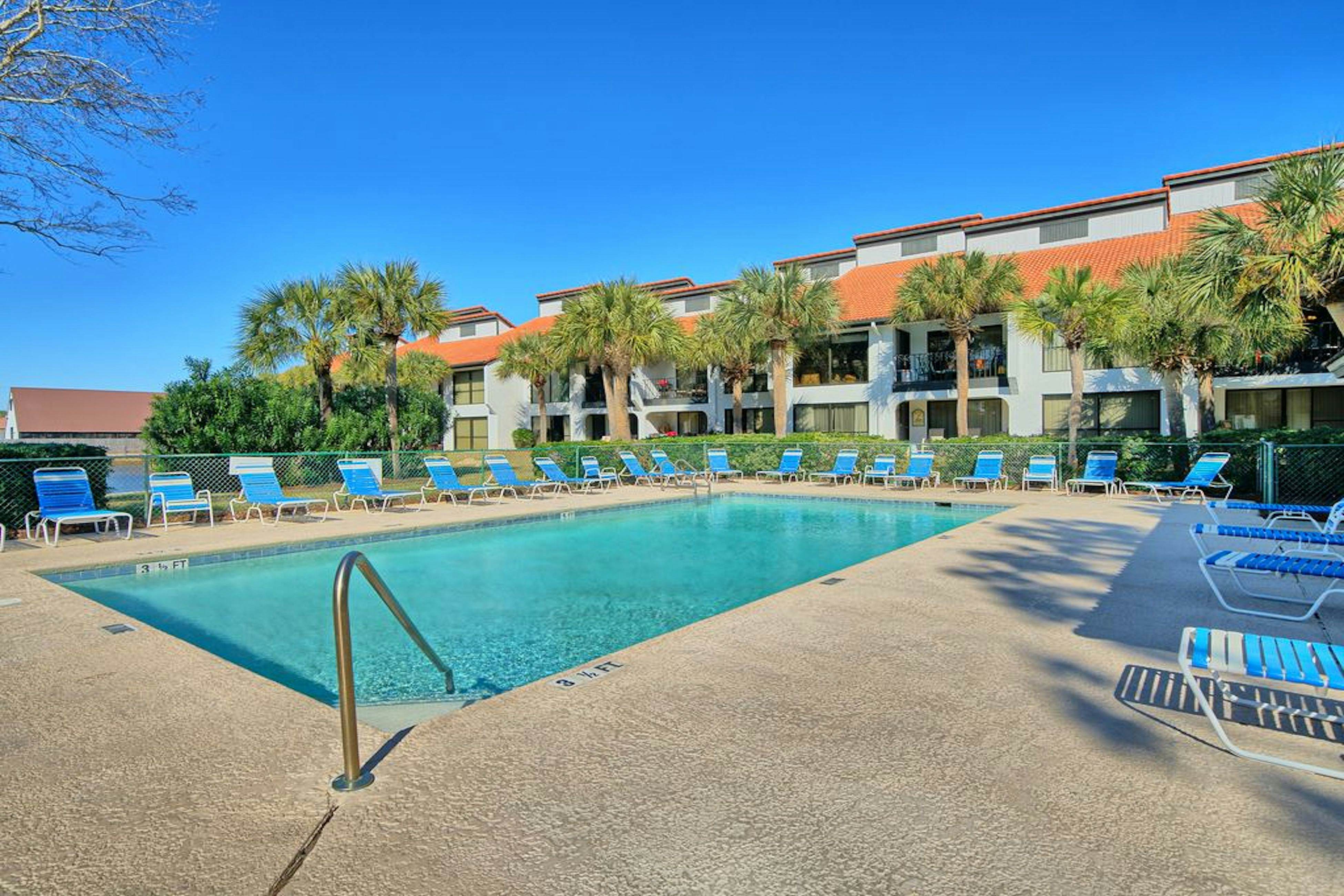 Edgewater Beach Resort #T1-205