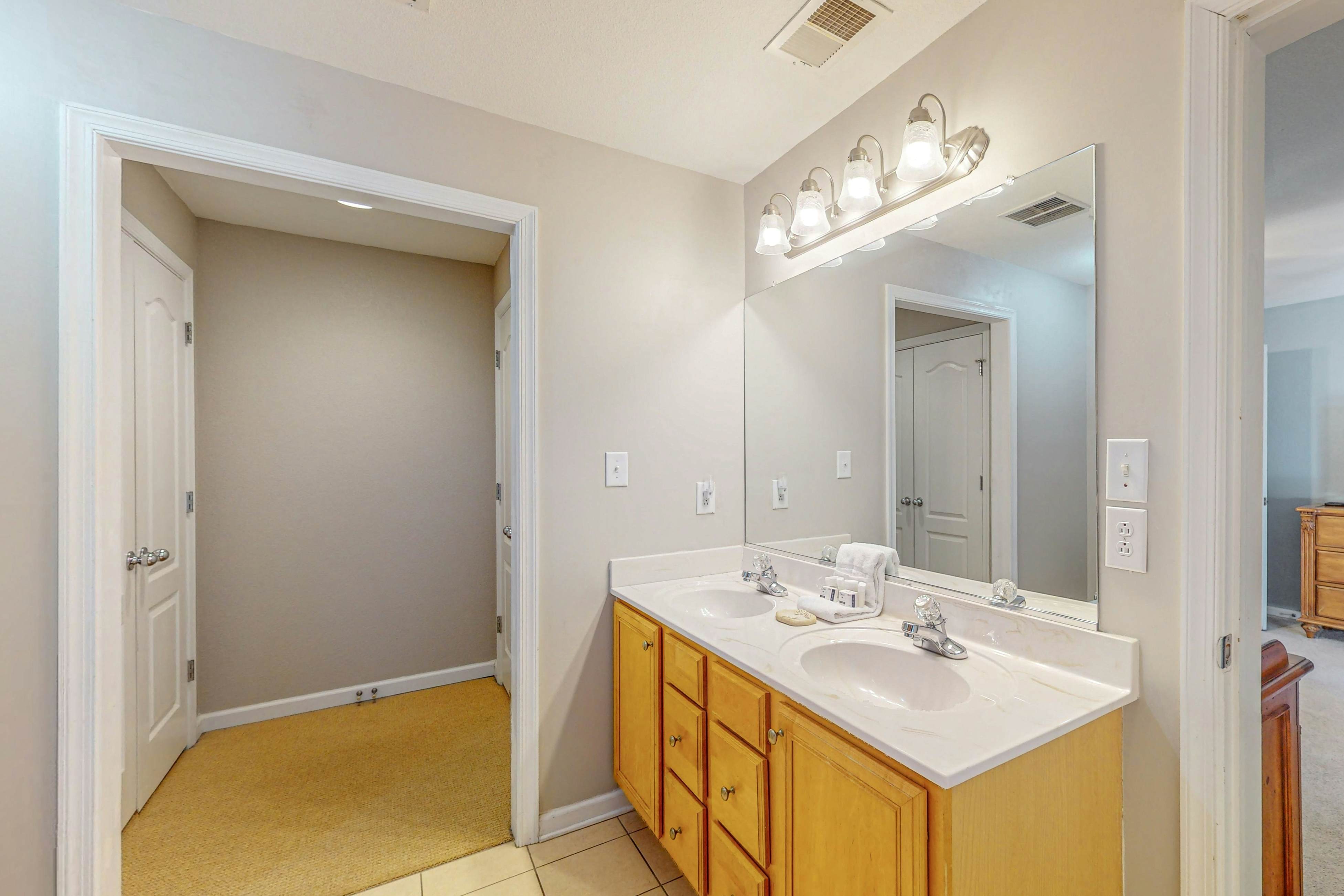 Seaside D204- Dolphin's Run 