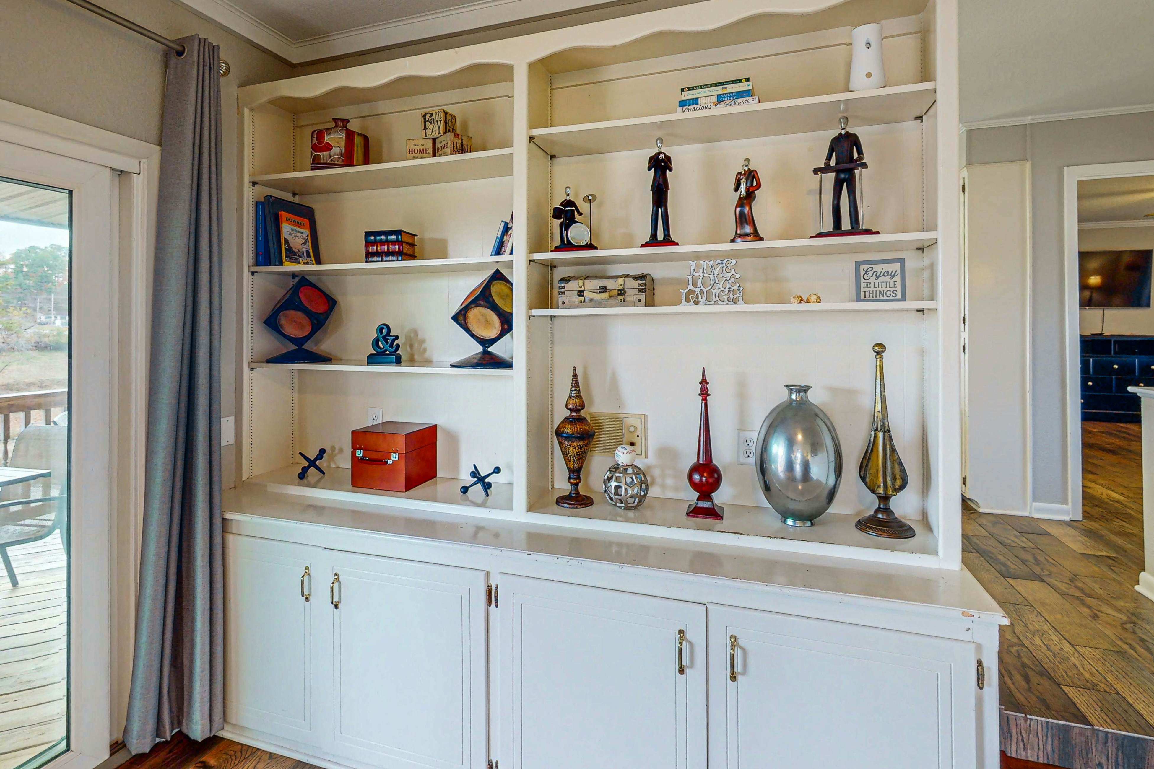 Waterside Retreat on Hamilton