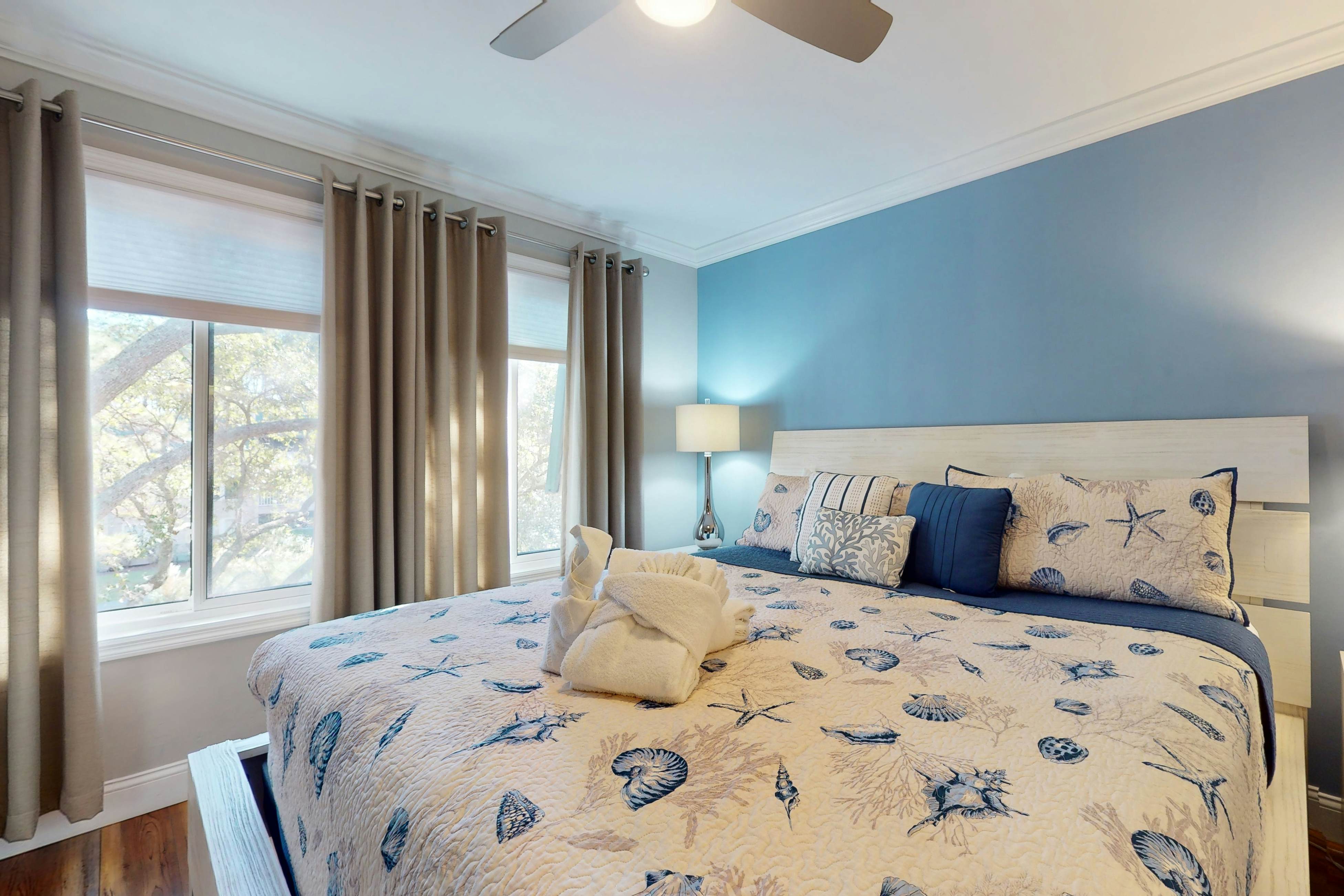 Spa On Port Royal Sound 1314