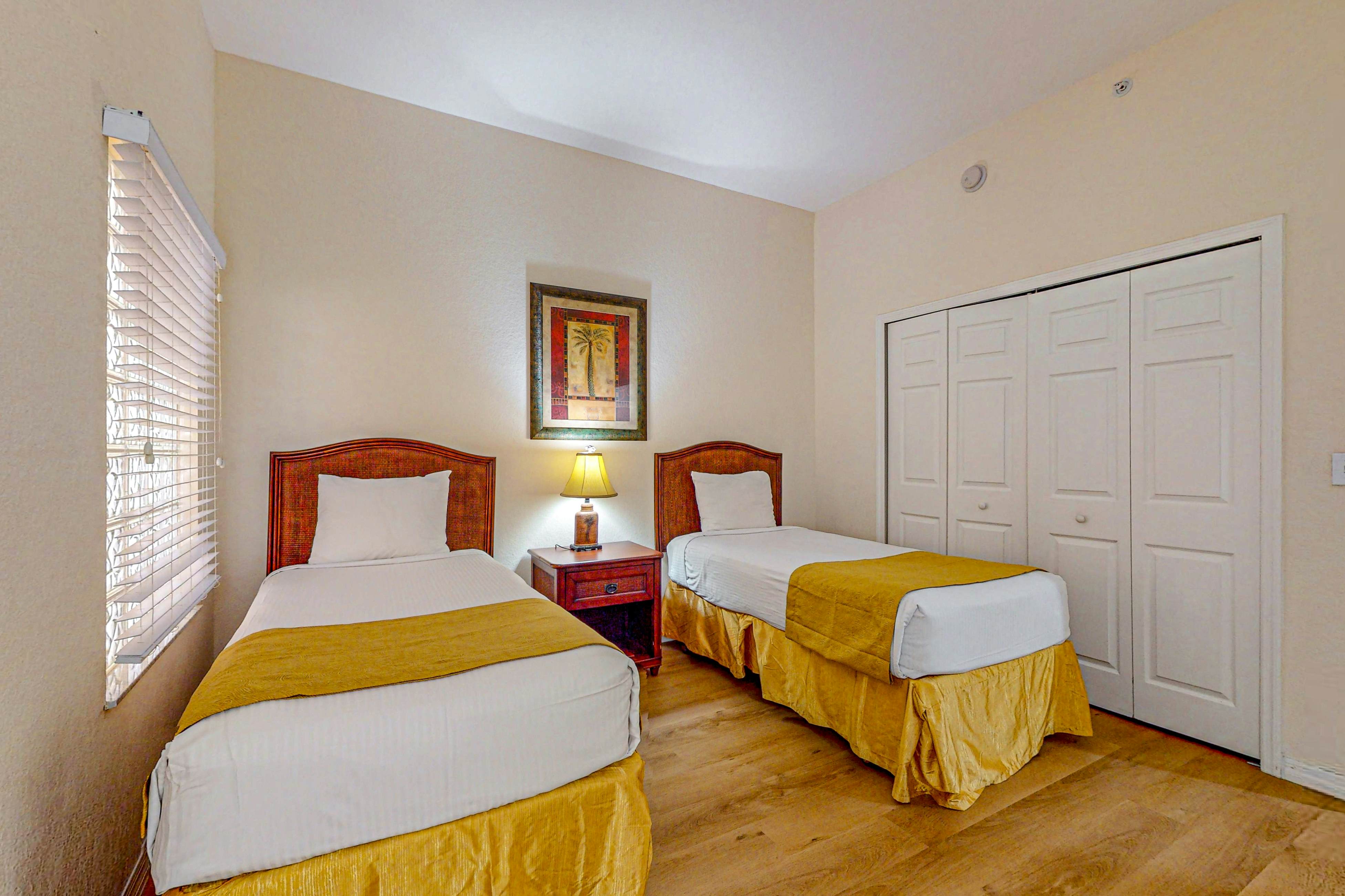 Caribe Cove Condominiums 30403