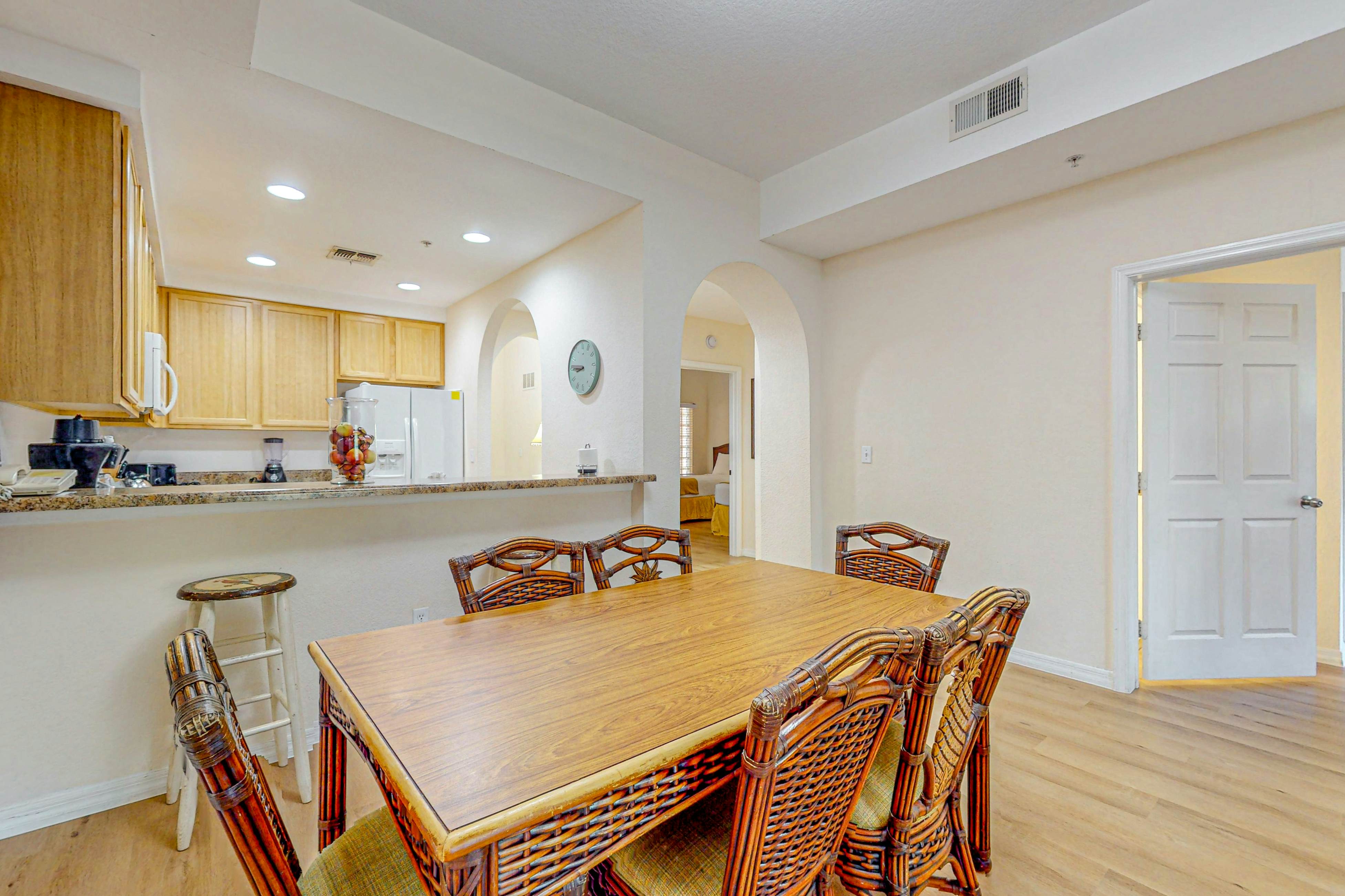 Caribe Cove Condominiums 30403