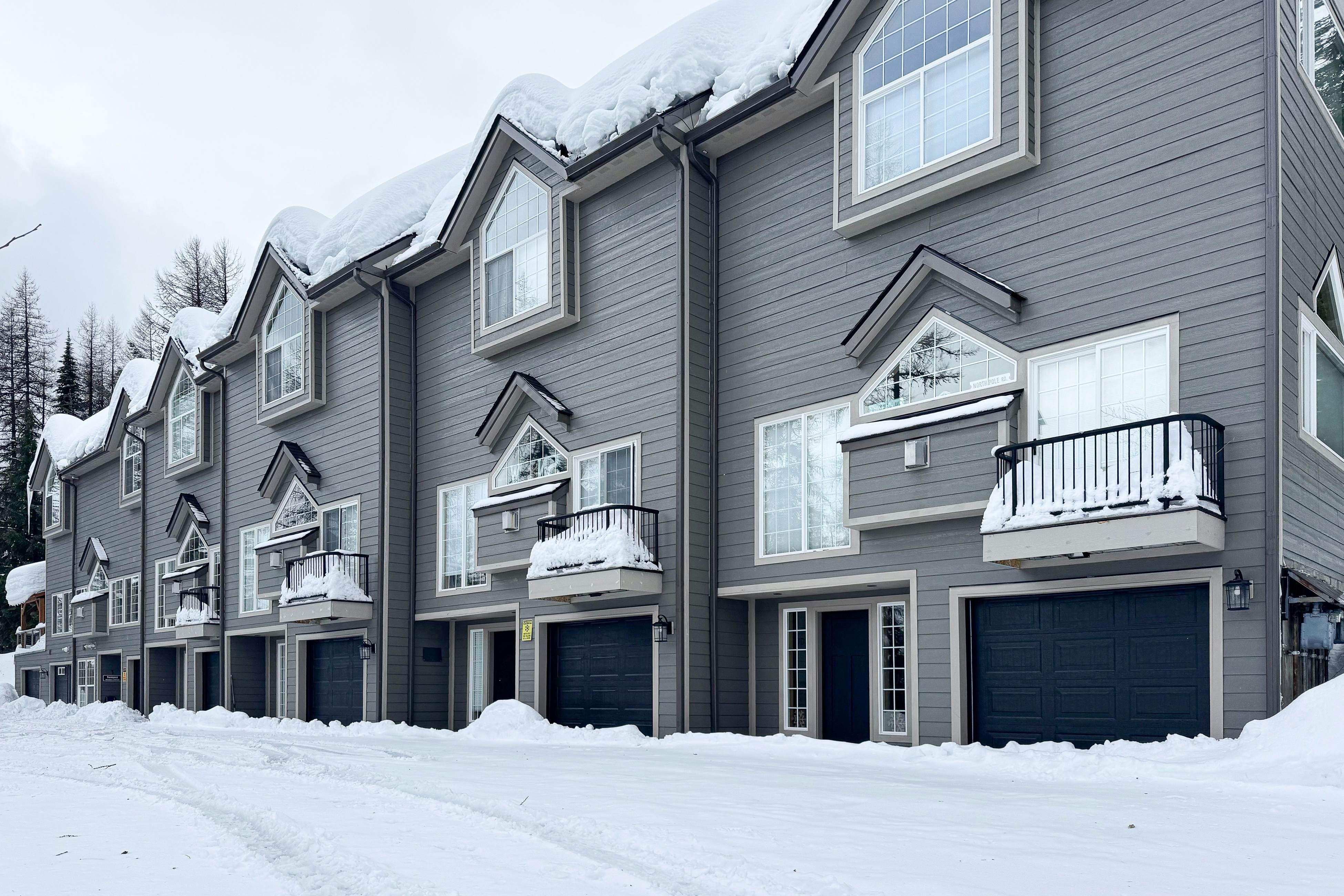 Schweitzer Ullr Retreat