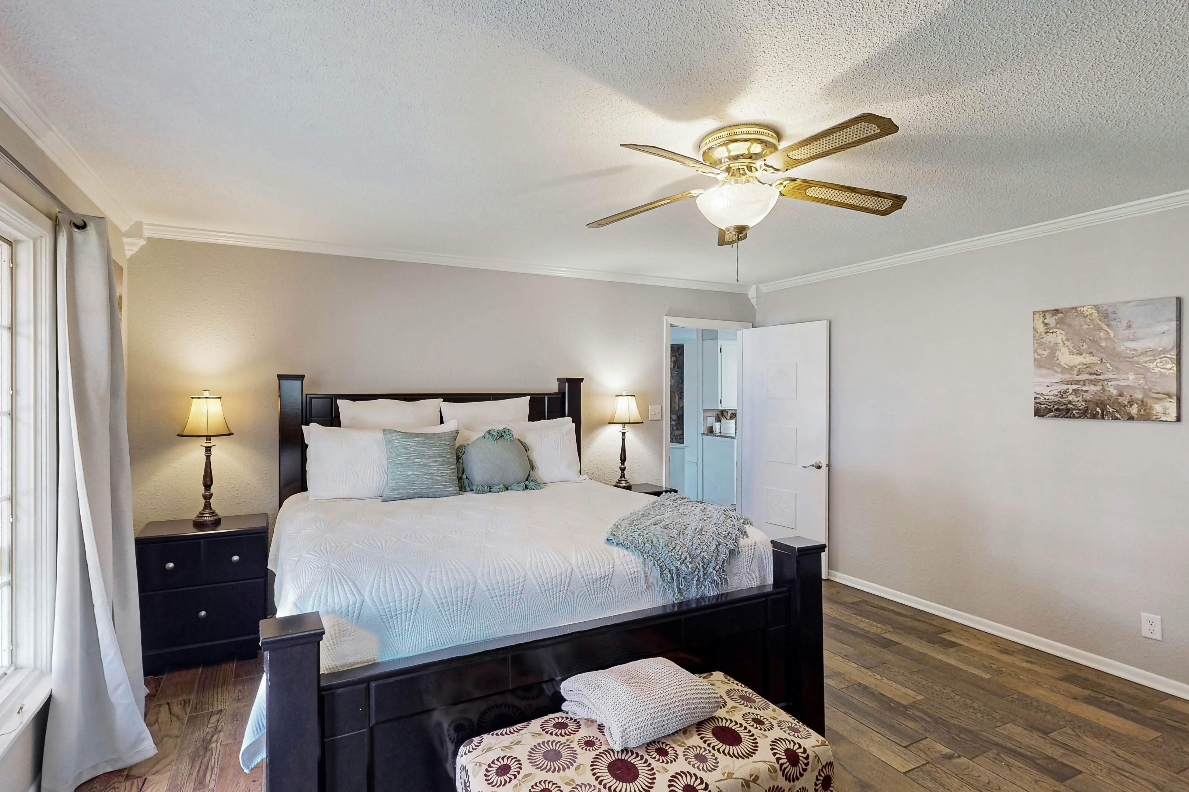 Waterside Retreat on Hamilton