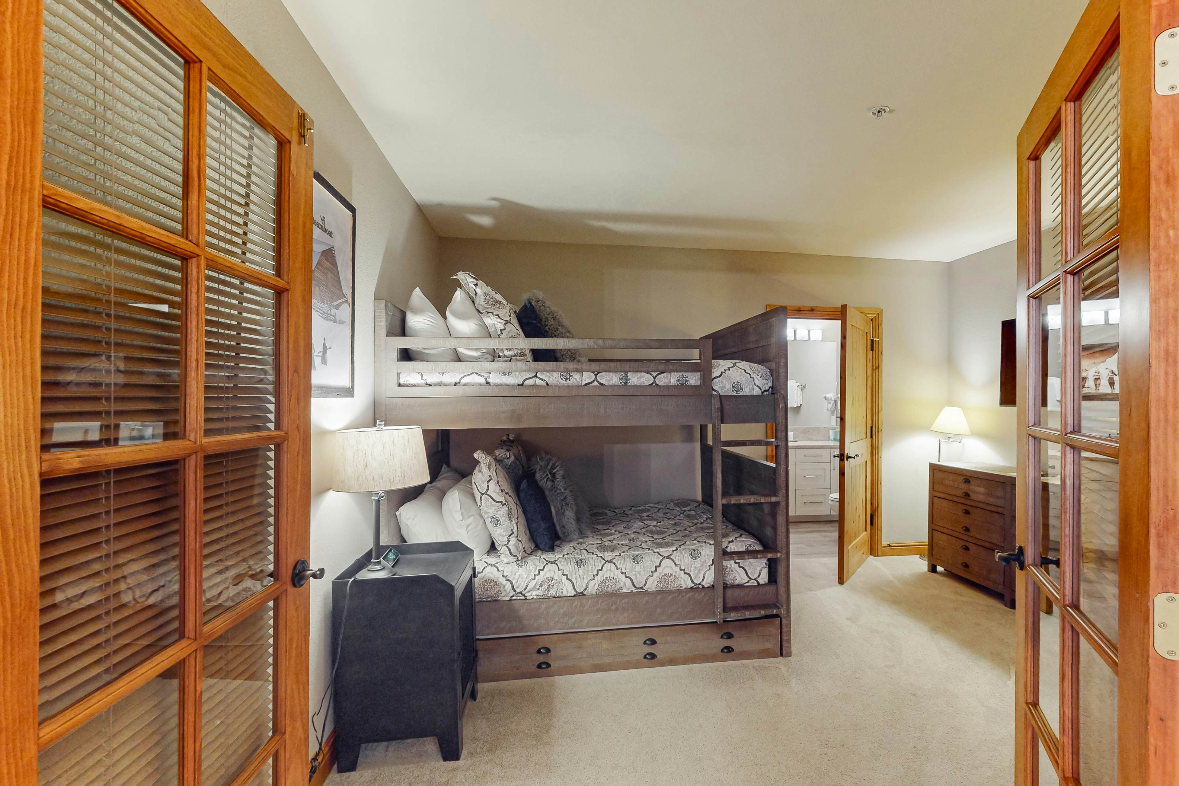 Torian Plum Creekside 111