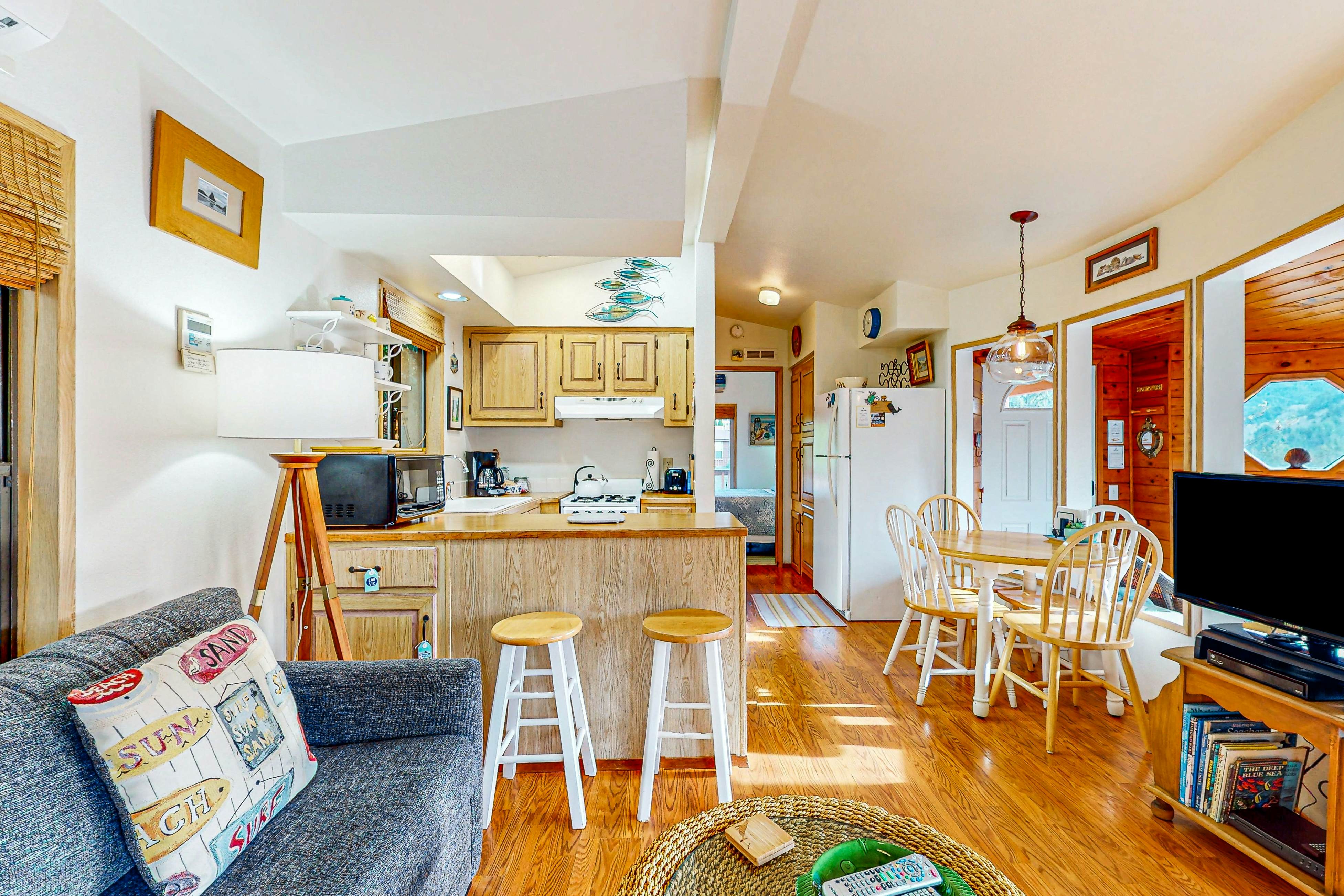 Whimsical Whaleshead -OV-10