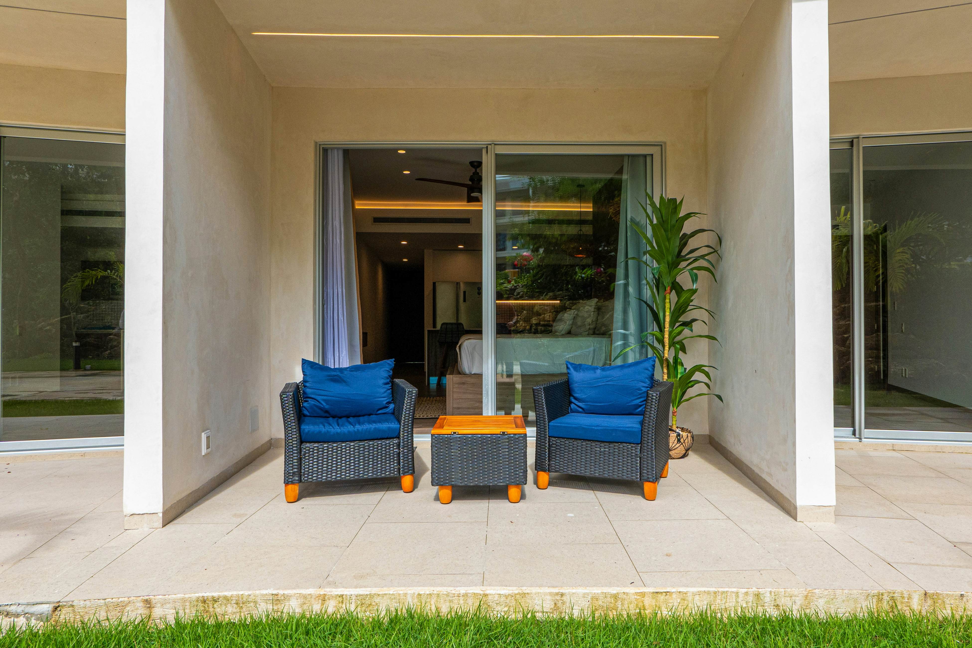 Wooden retreat TL B011