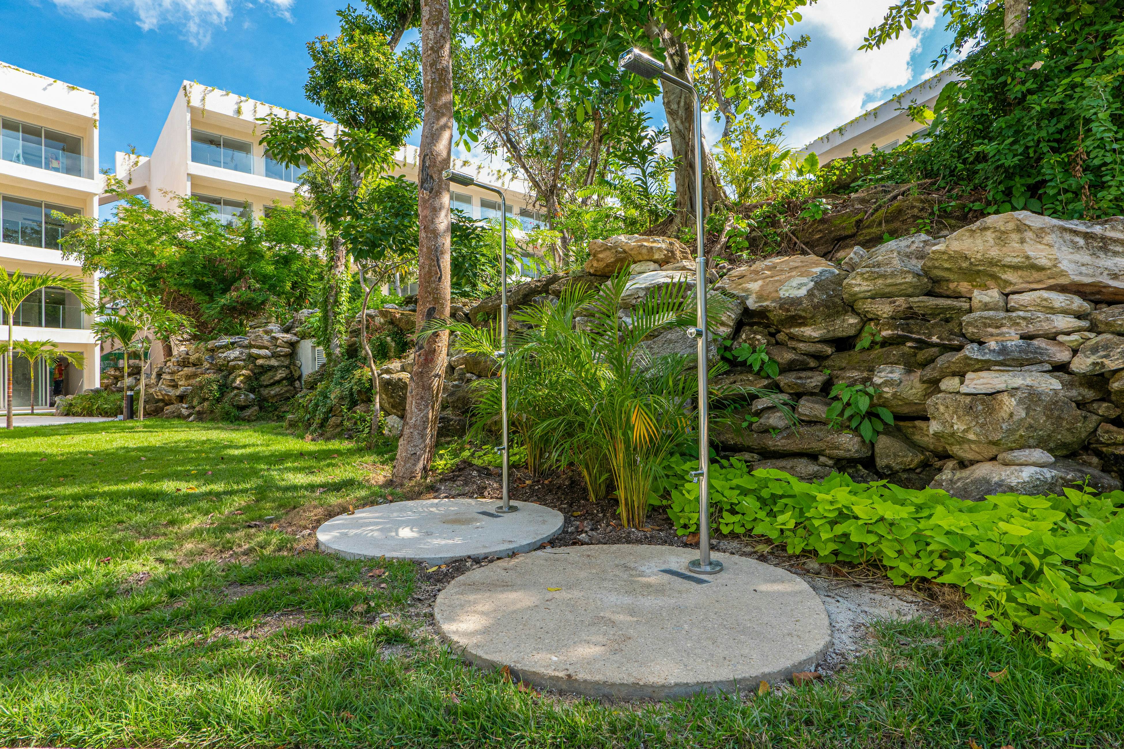 Wooden retreat TL B011