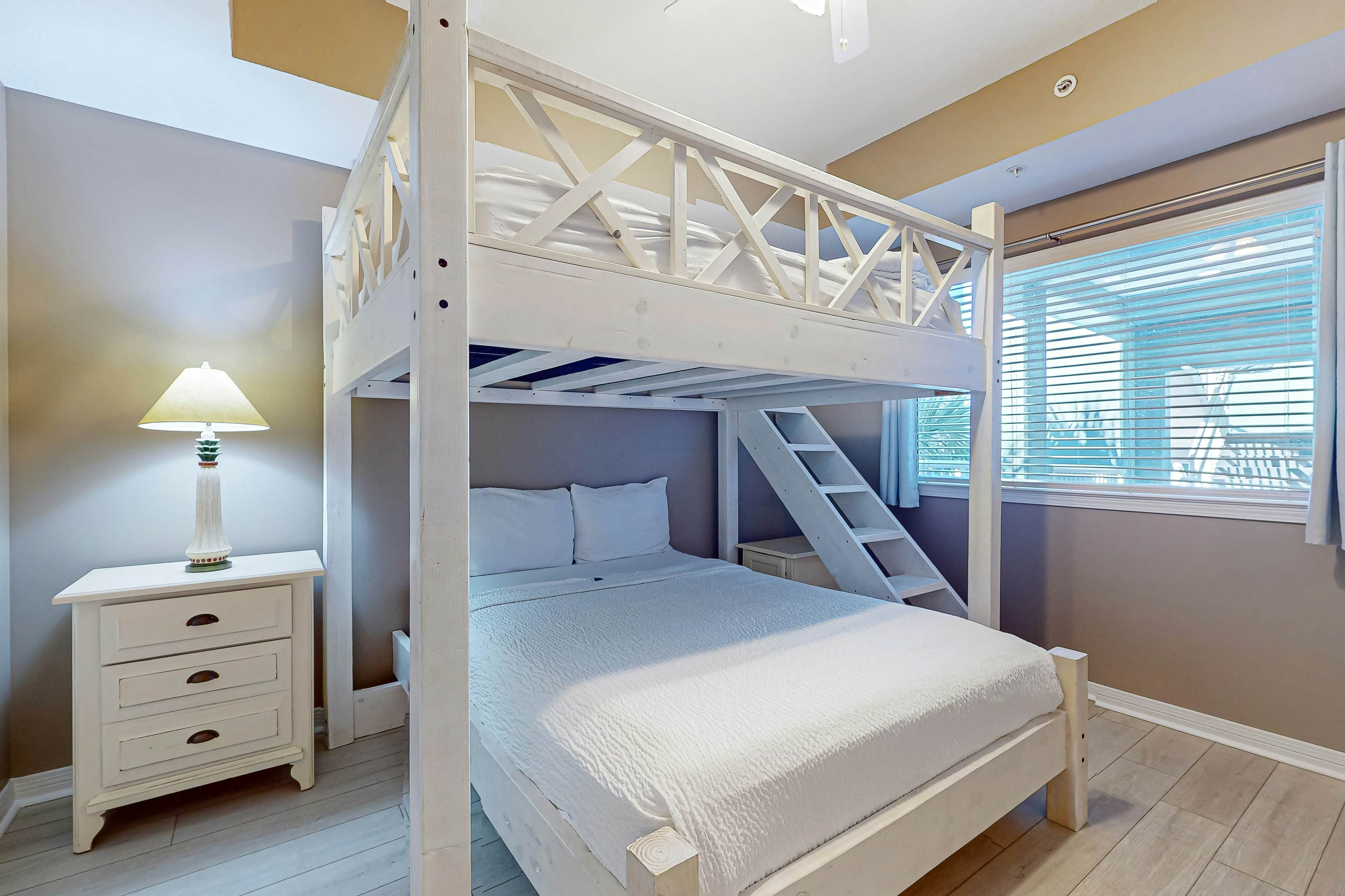 Destin West Resort - Gulfside 216