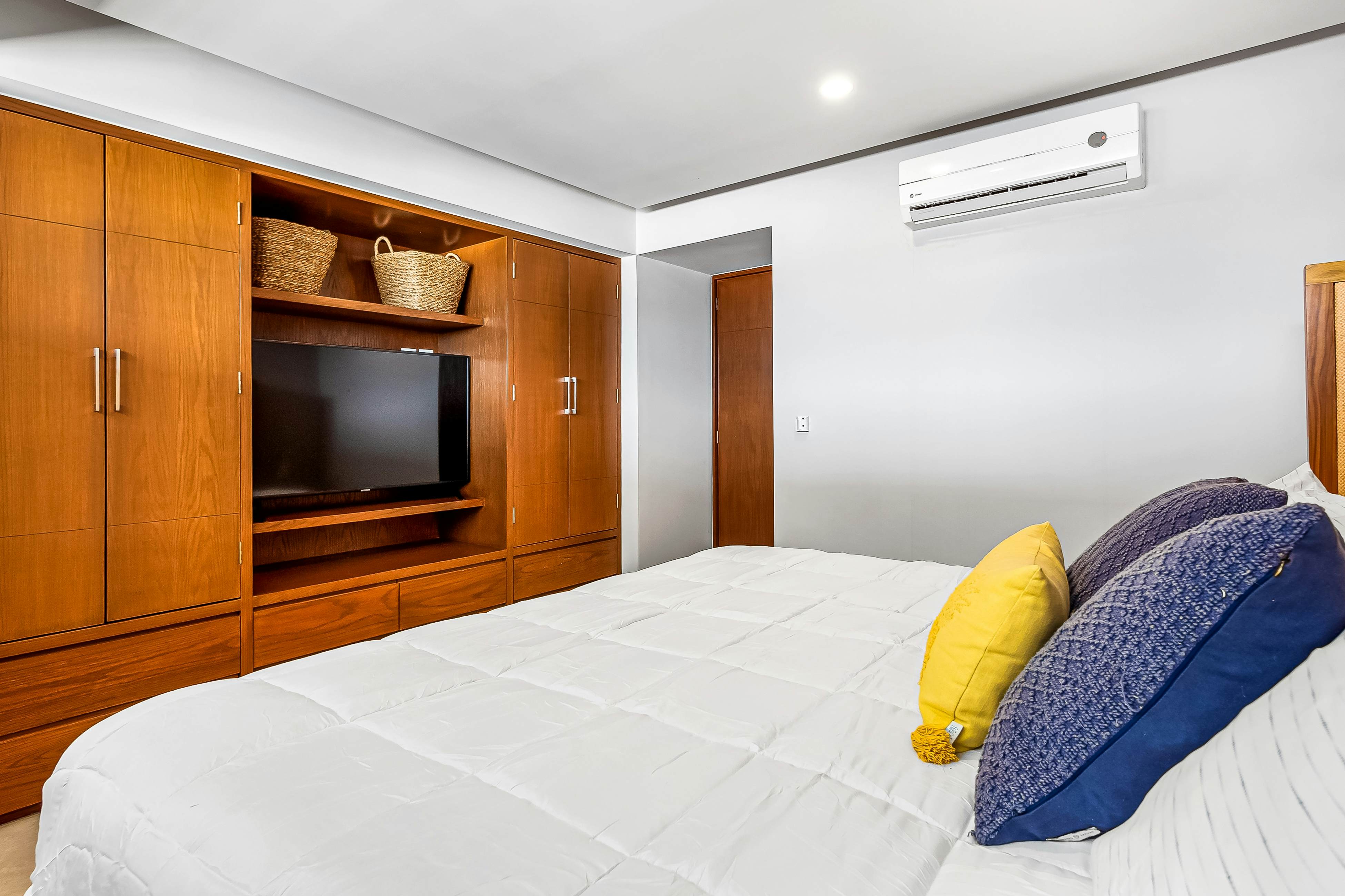 Vista del Mar at Harbor 171 Torre Sur 