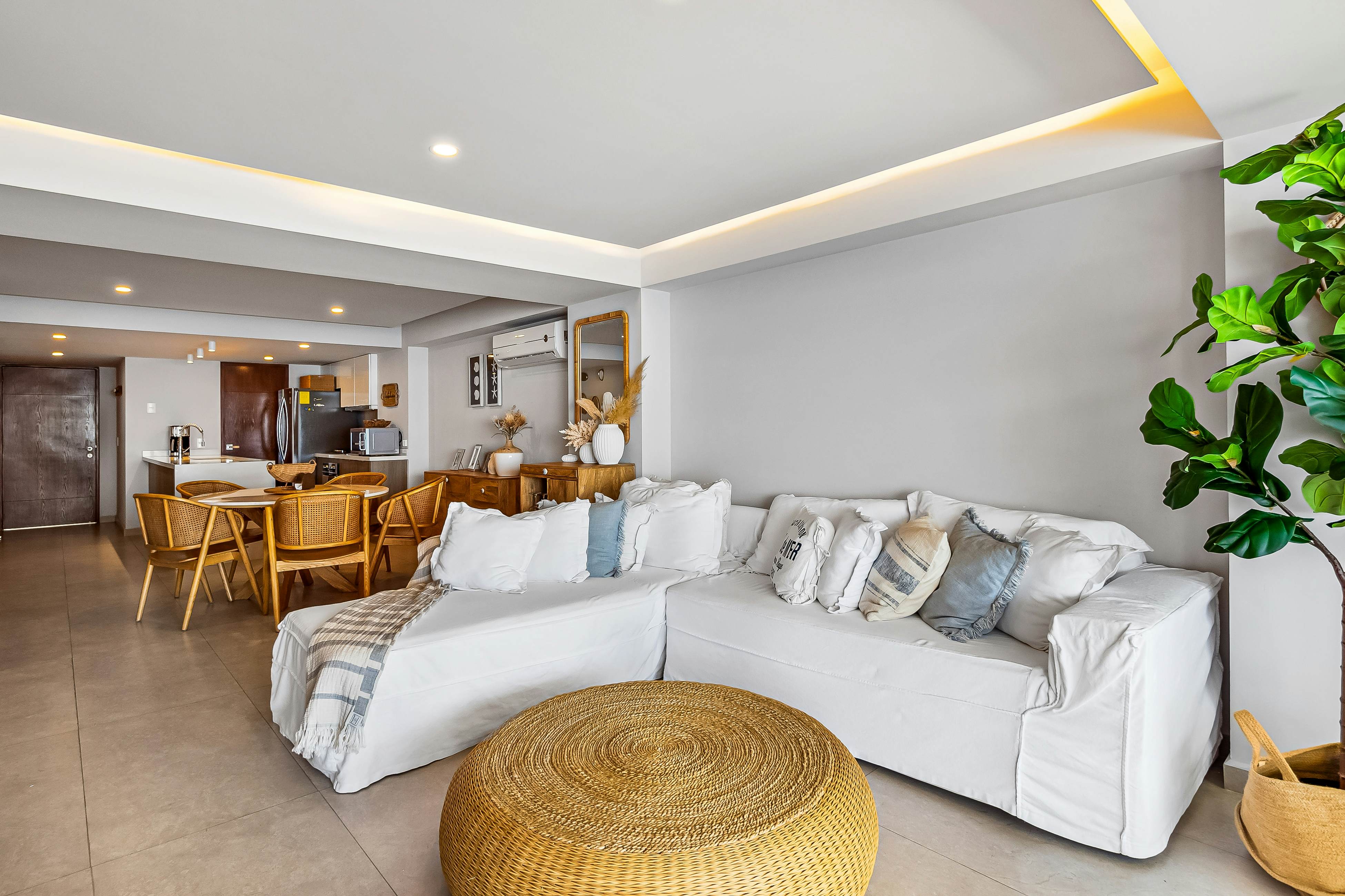 Vista del Mar at Harbor 171 Torre Sur 