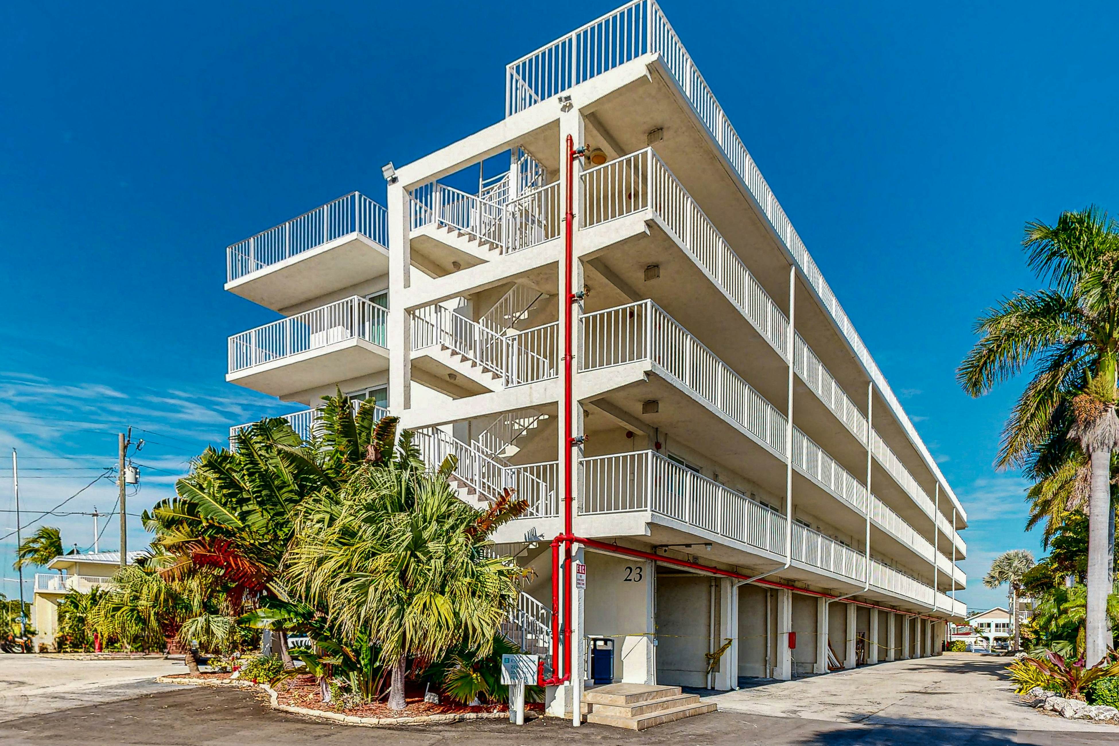 The Tropical Cove 329