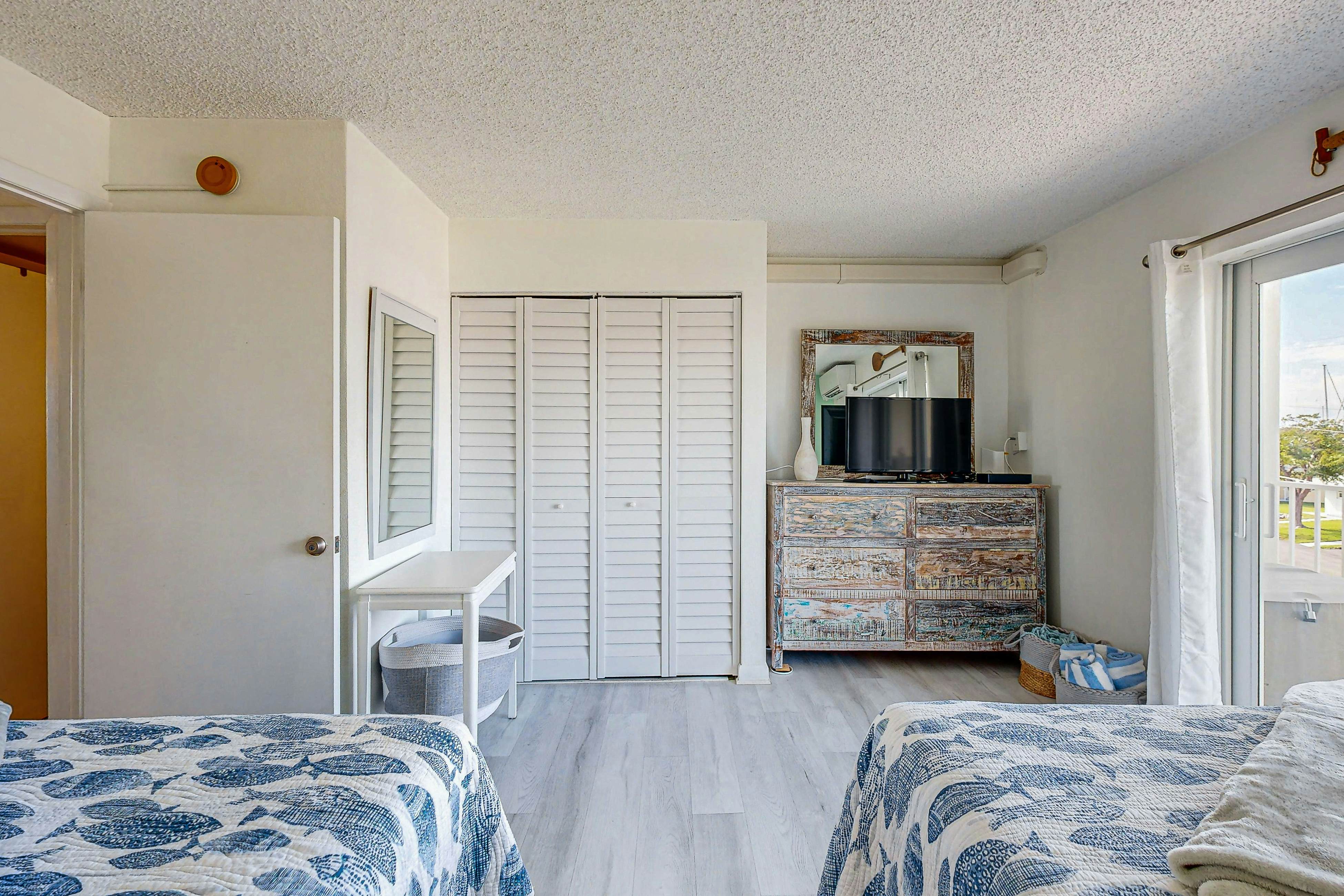 The Tropical Cove 329