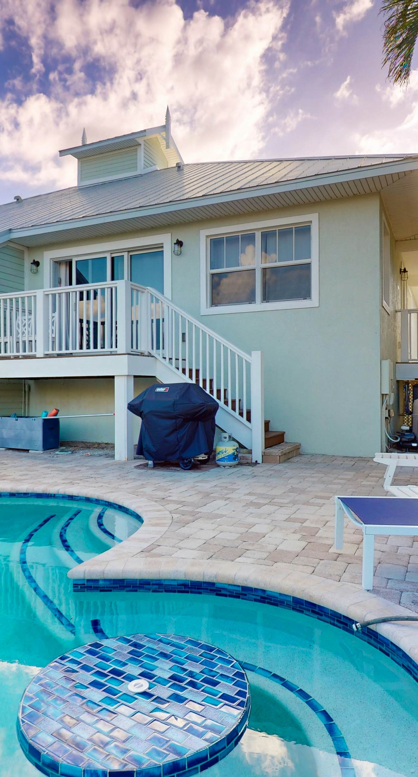 Spectacular Saltwater Seas