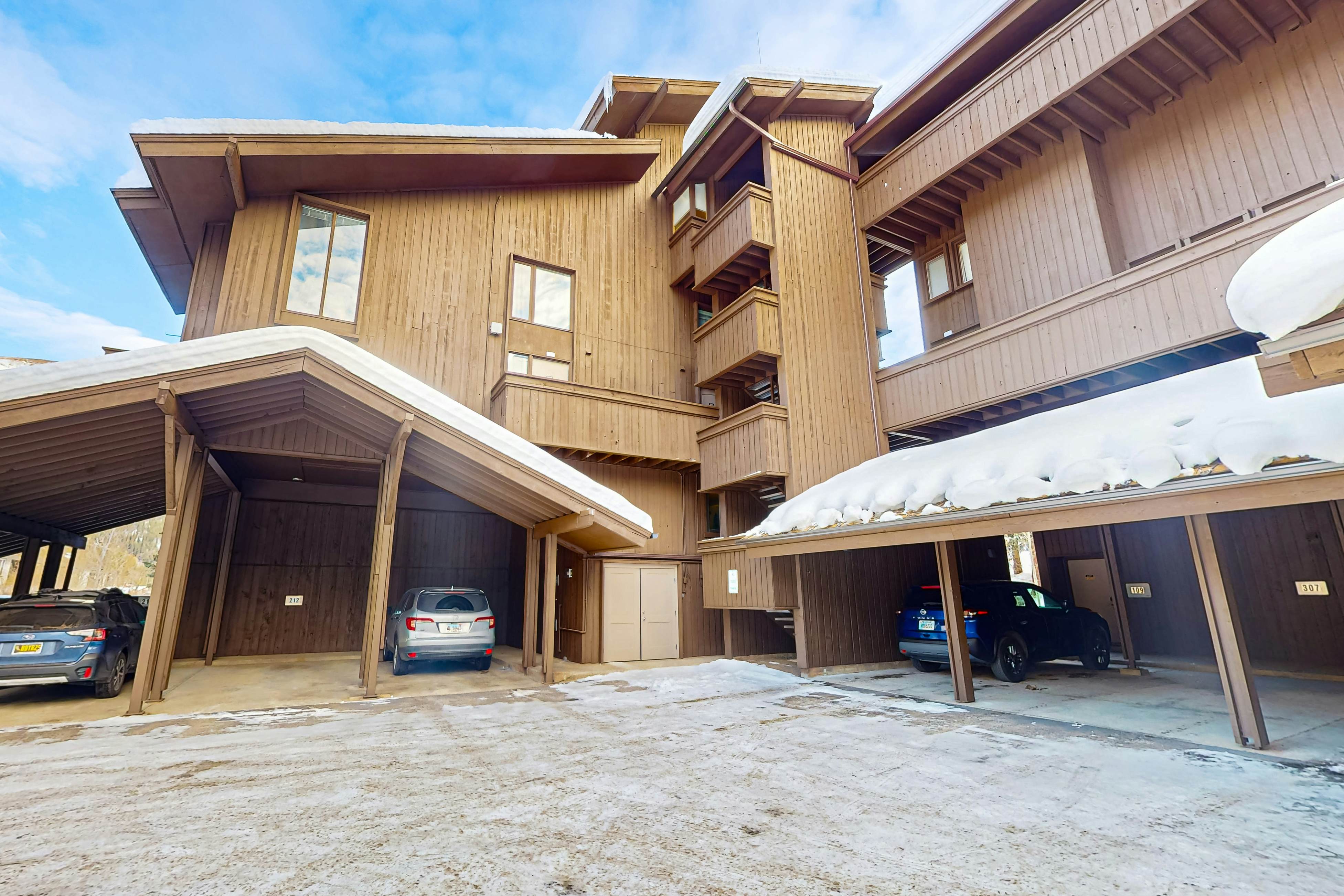 Timber Creek Bldg B #305