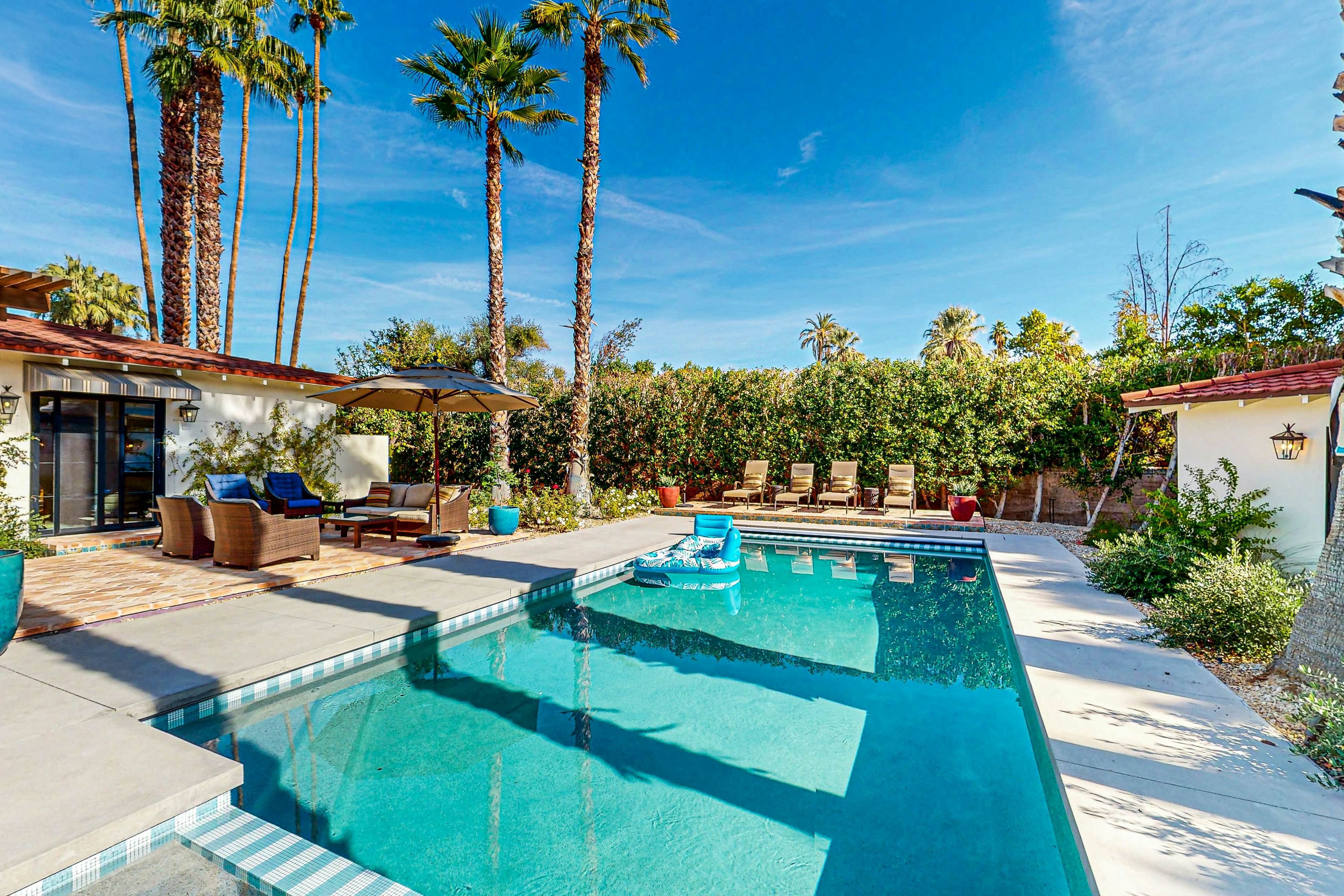 Movie Colony Hideaway - 947