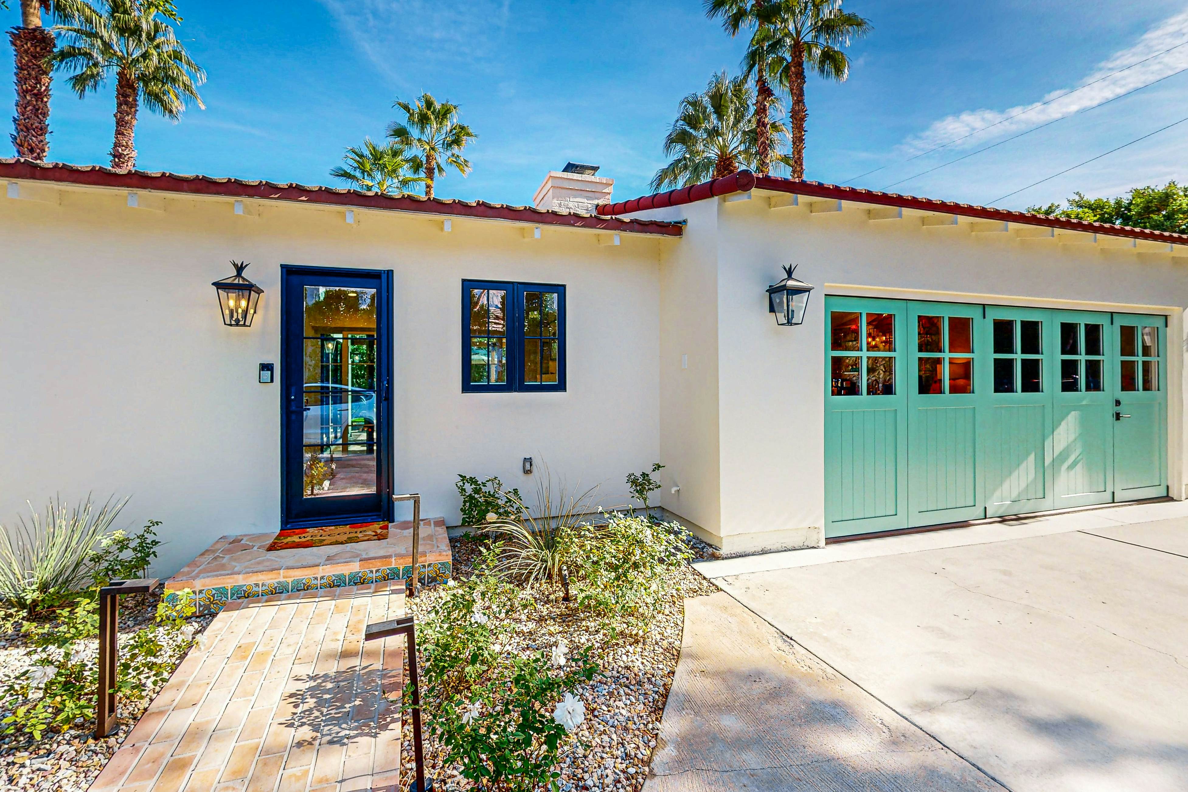 Movie Colony Hideaway - 947