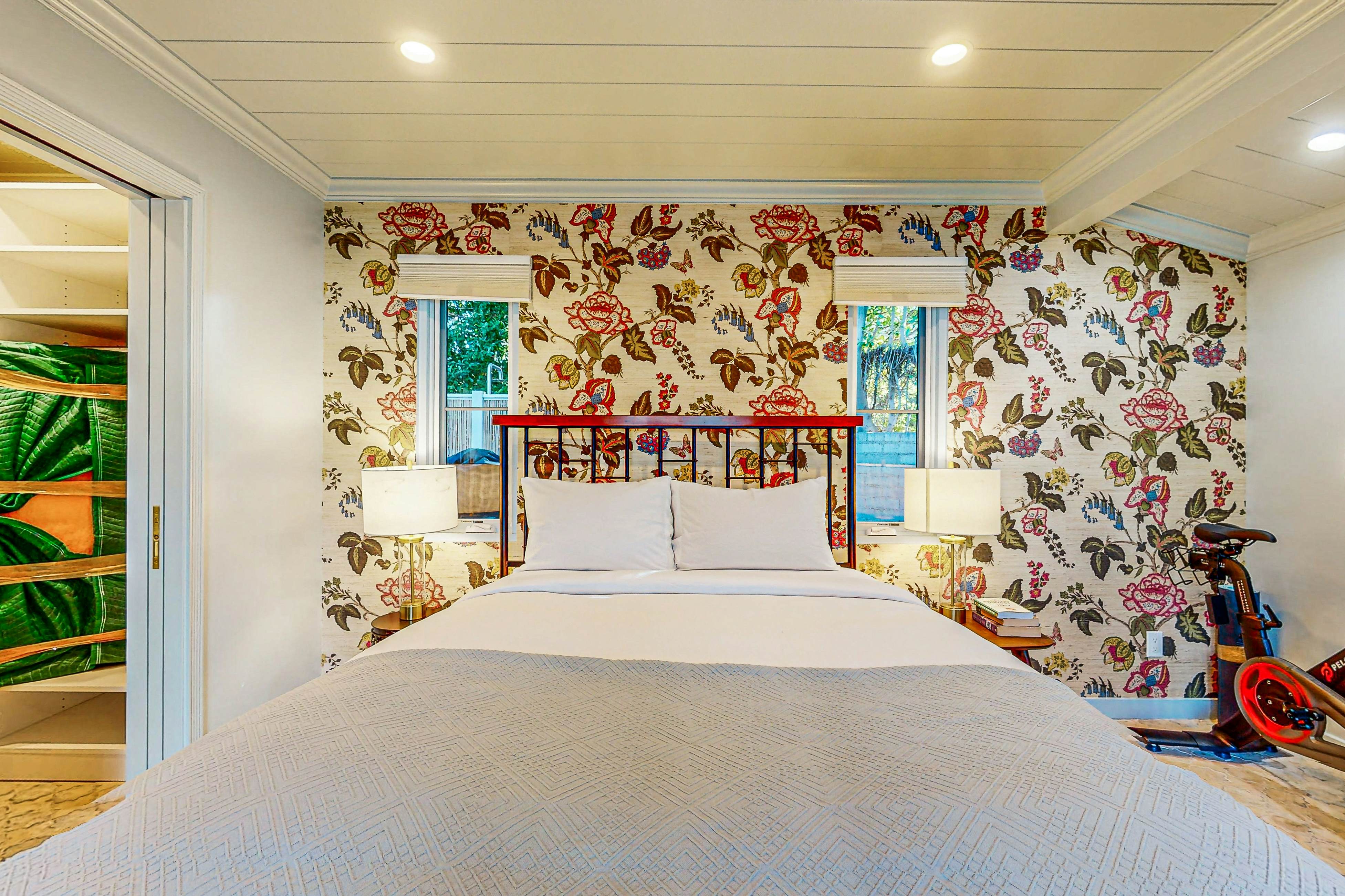 Movie Colony Hideaway - 947