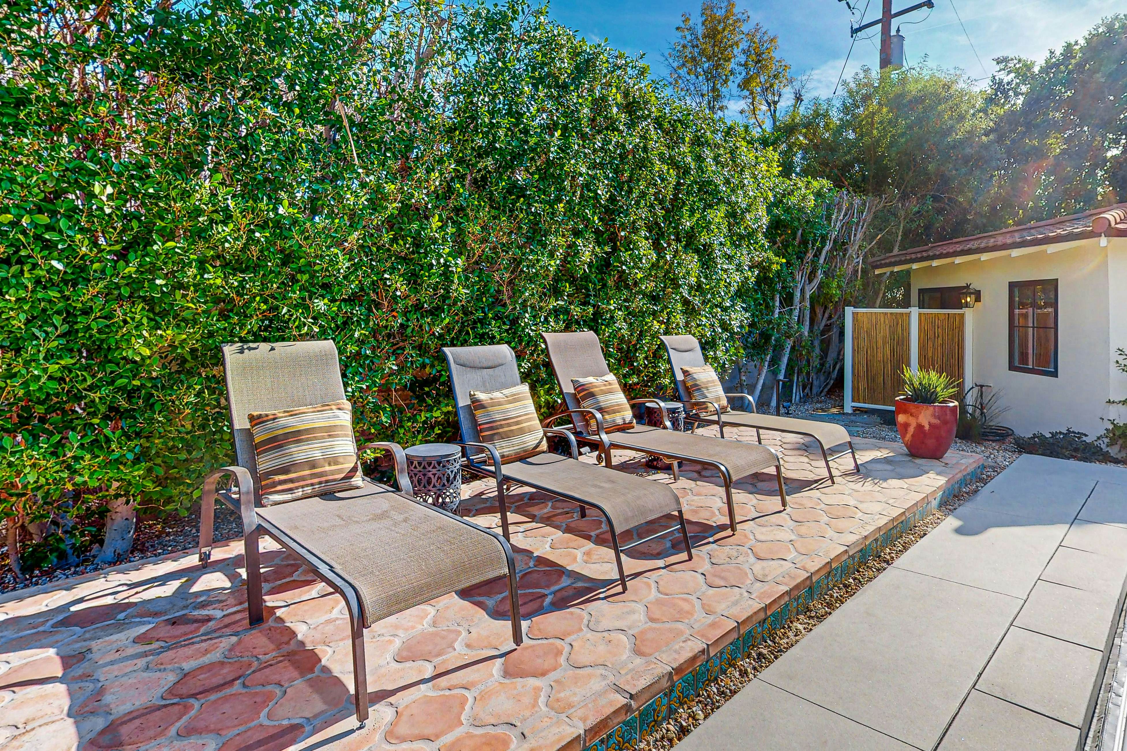 Movie Colony Hideaway - 947