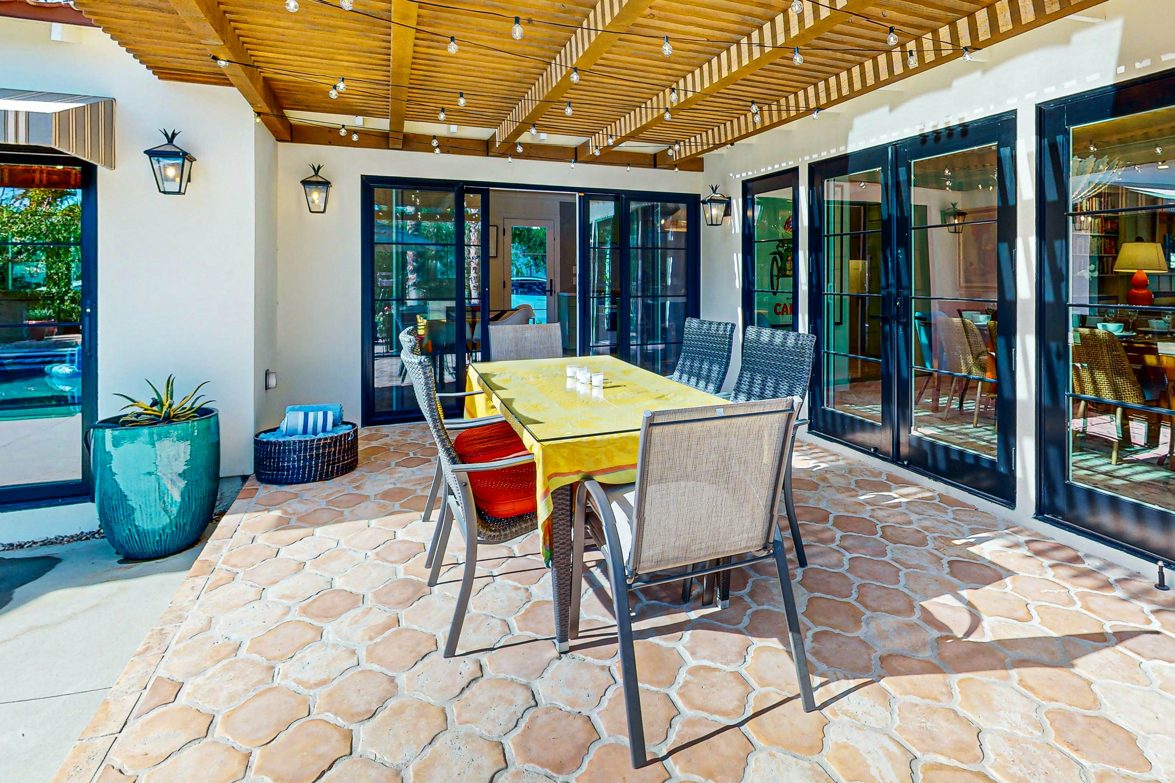 Movie Colony Hideaway - 947