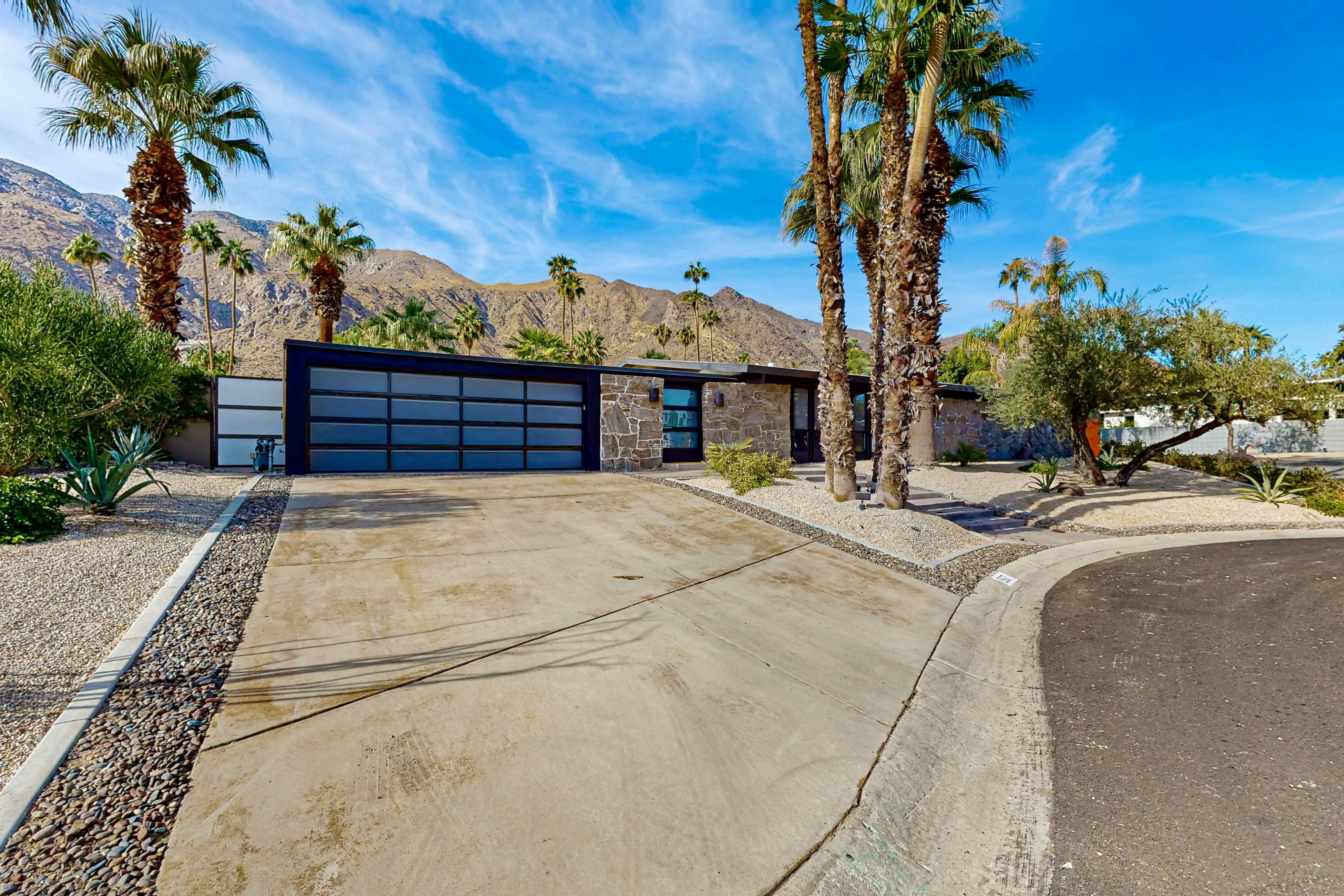 Zen Inspired Sanctuary - 1131