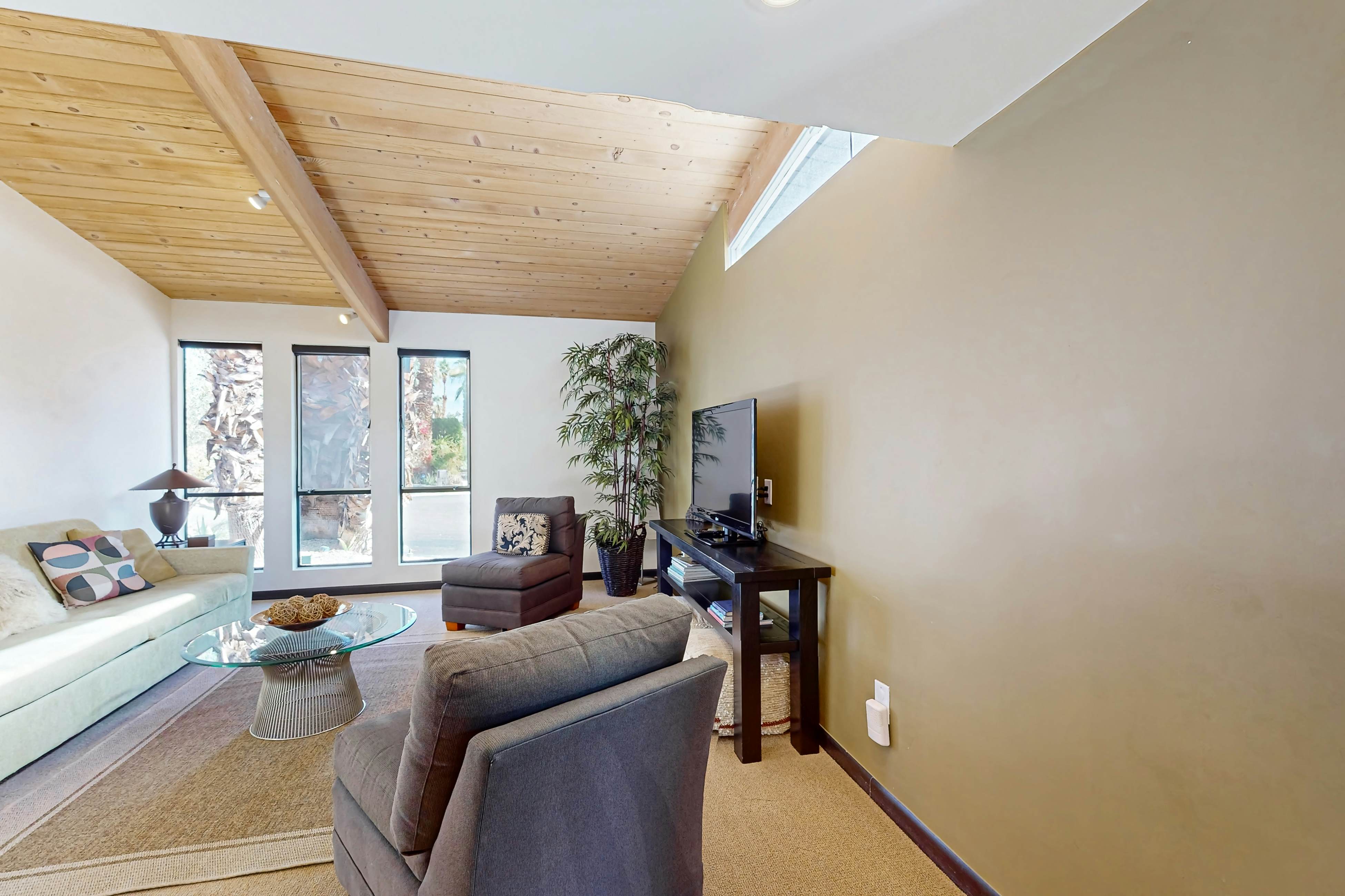 Zen Inspired Sanctuary - 1131