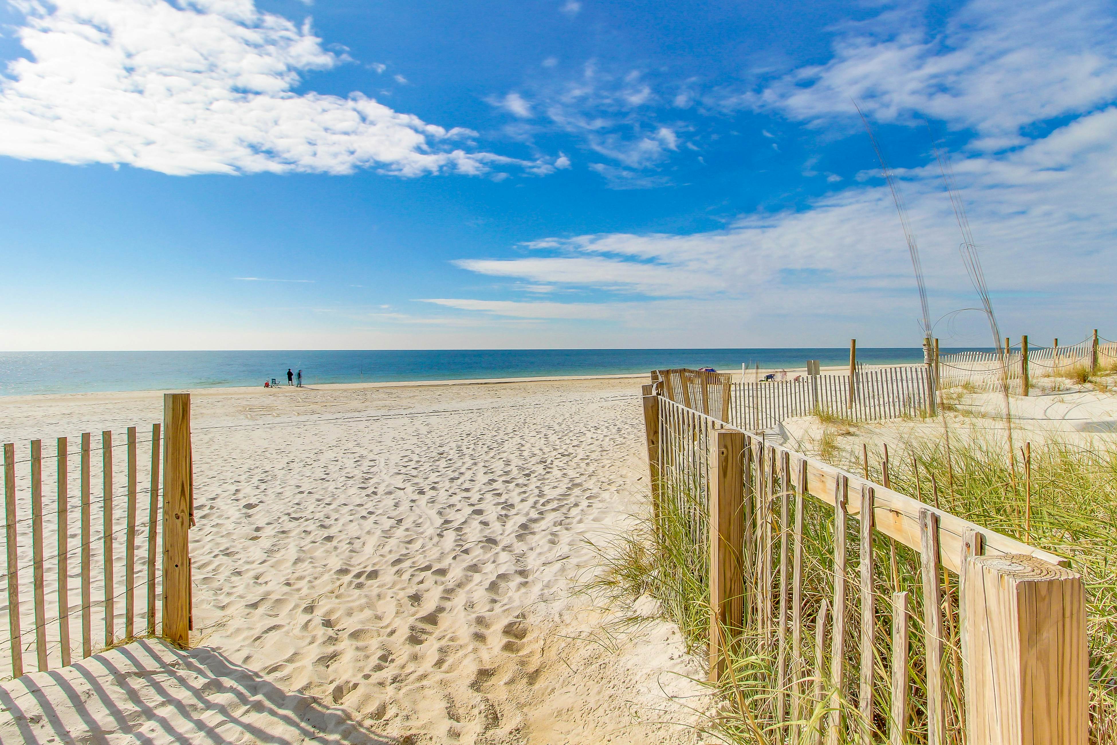 Crystal Shores West 607