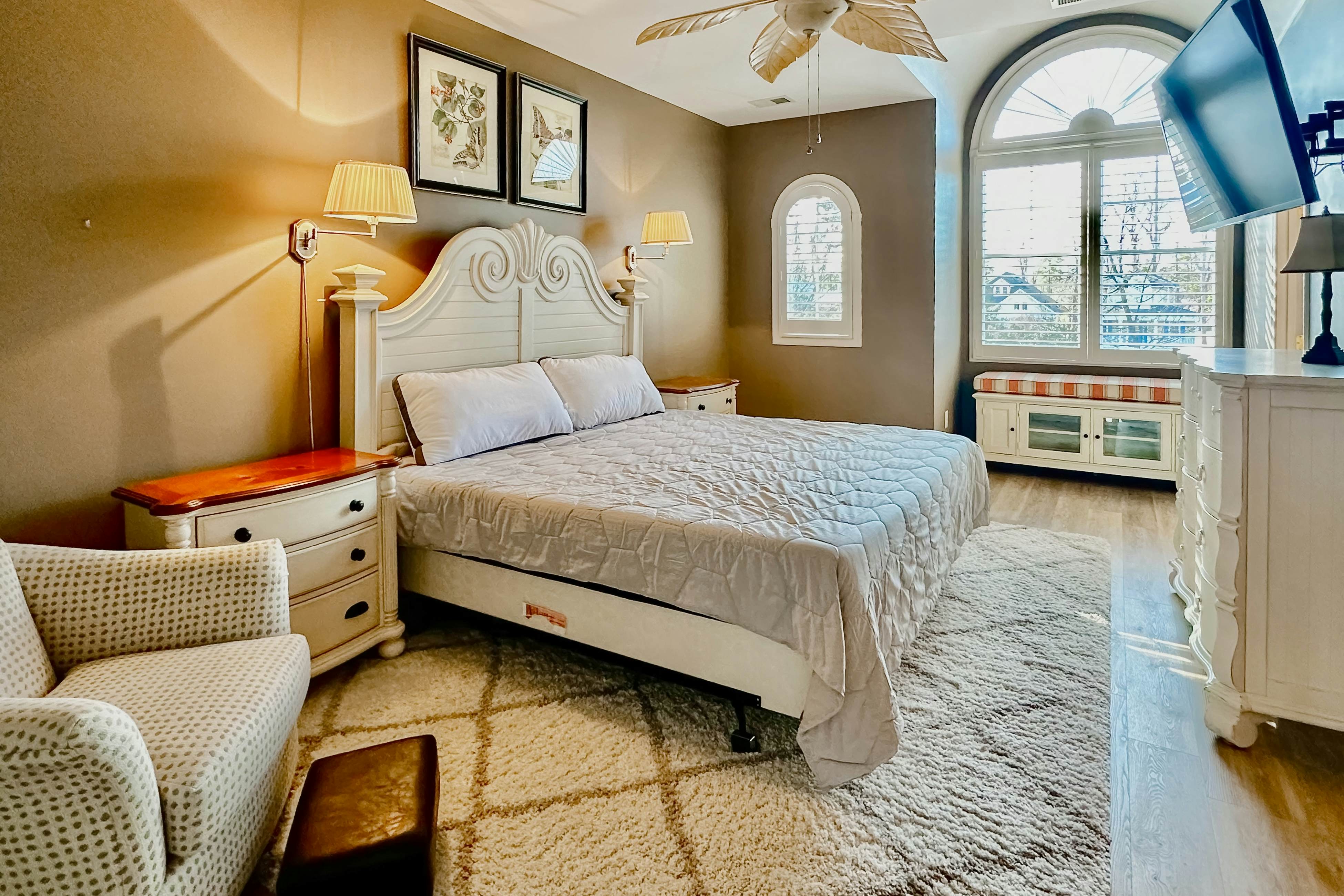 The Peninsula - 27606 S Nicklaus Ave