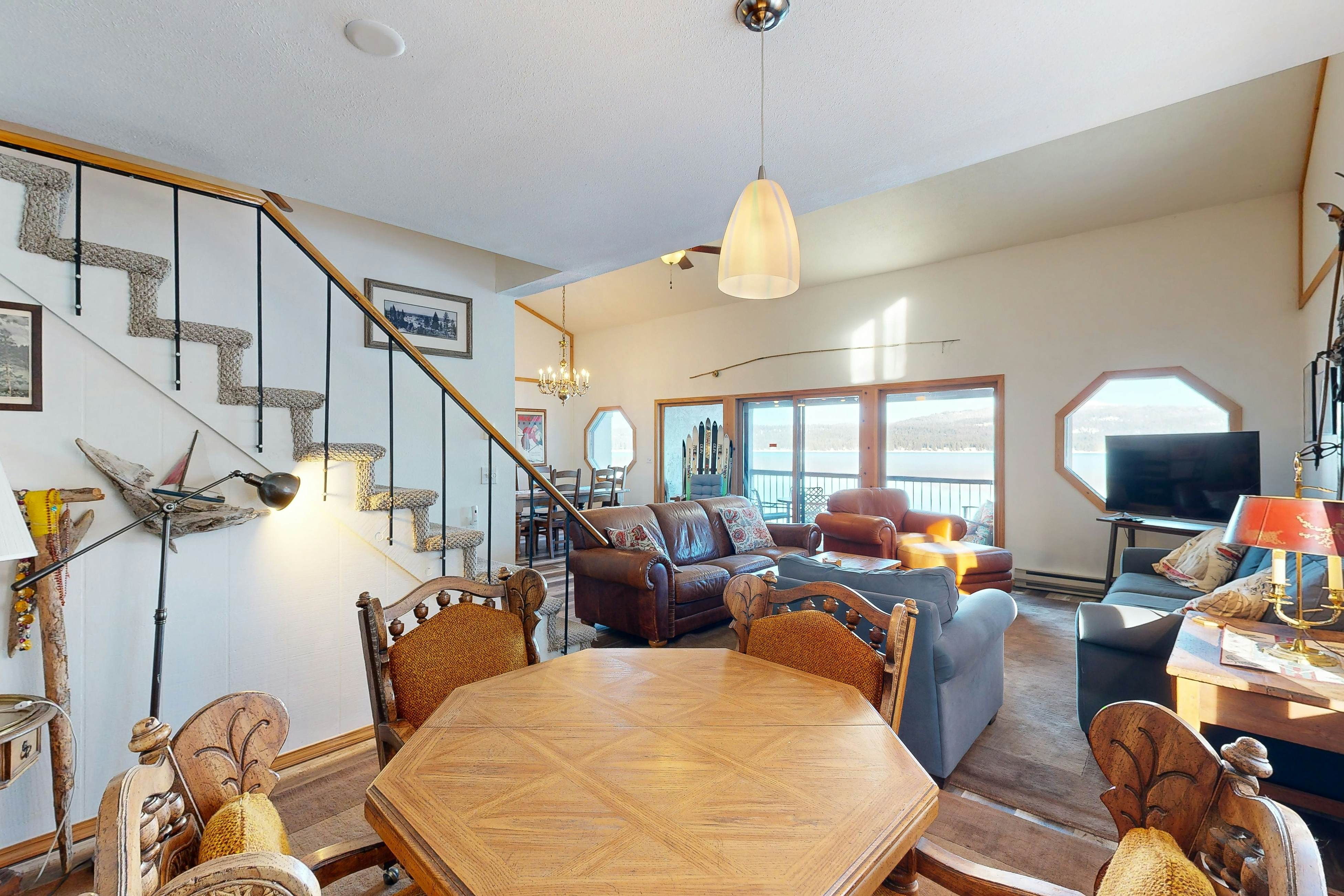 Crystal Beach Lakefront Condo