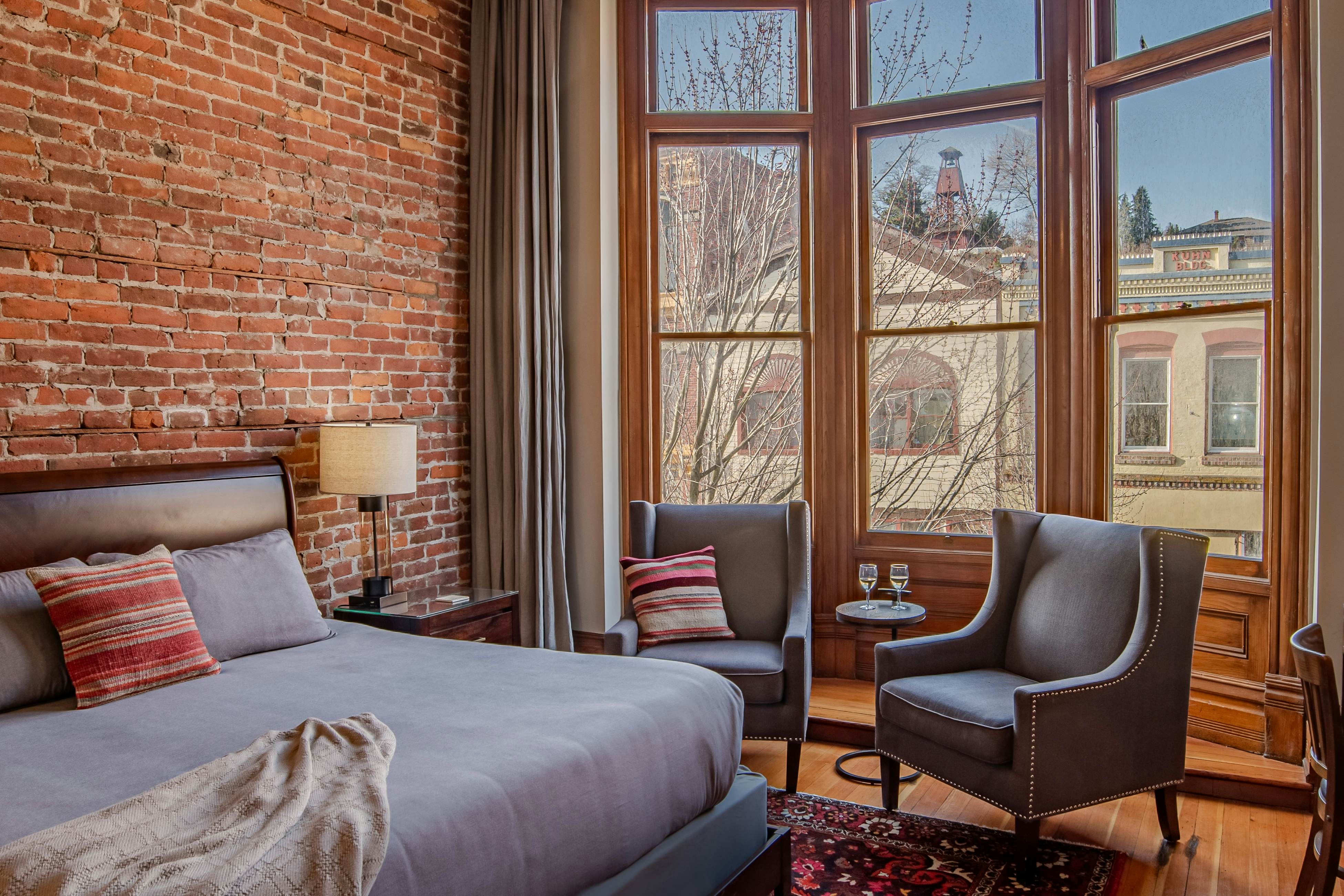 Room 202 Town View at The Belmont Hotel