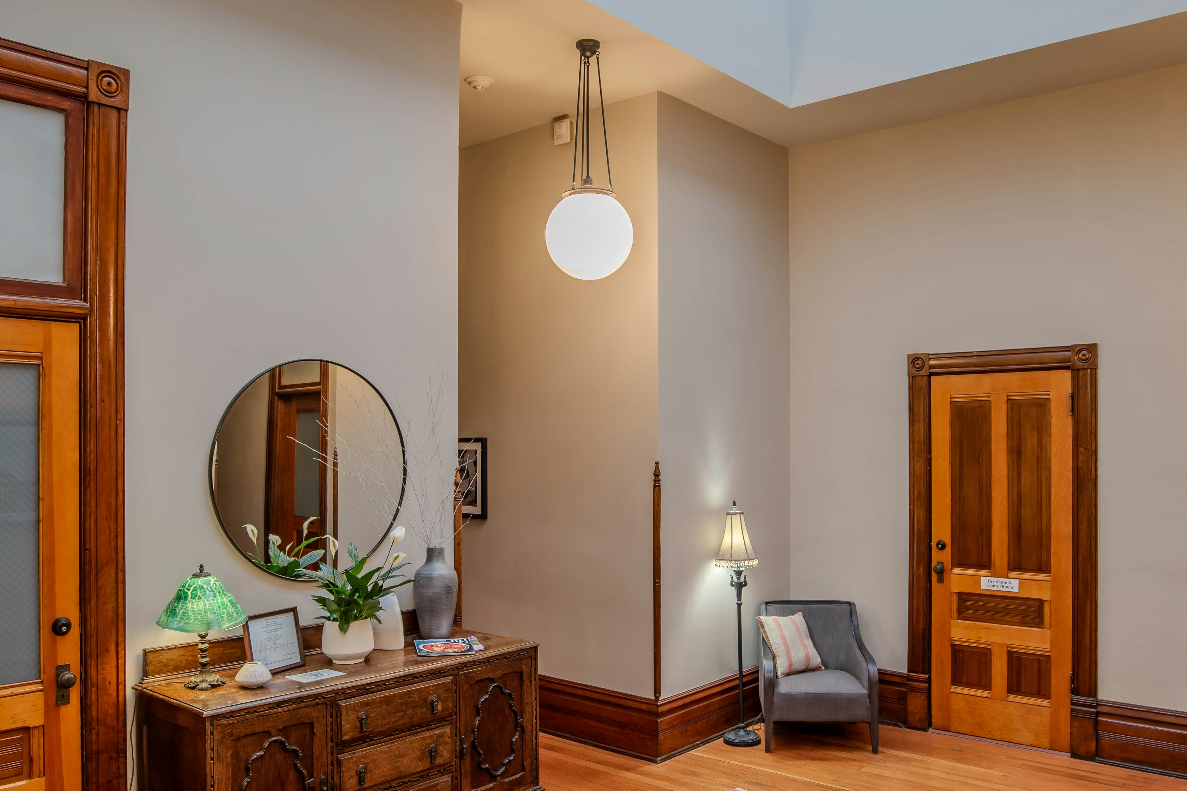 Room 202 Town View at The Belmont Hotel