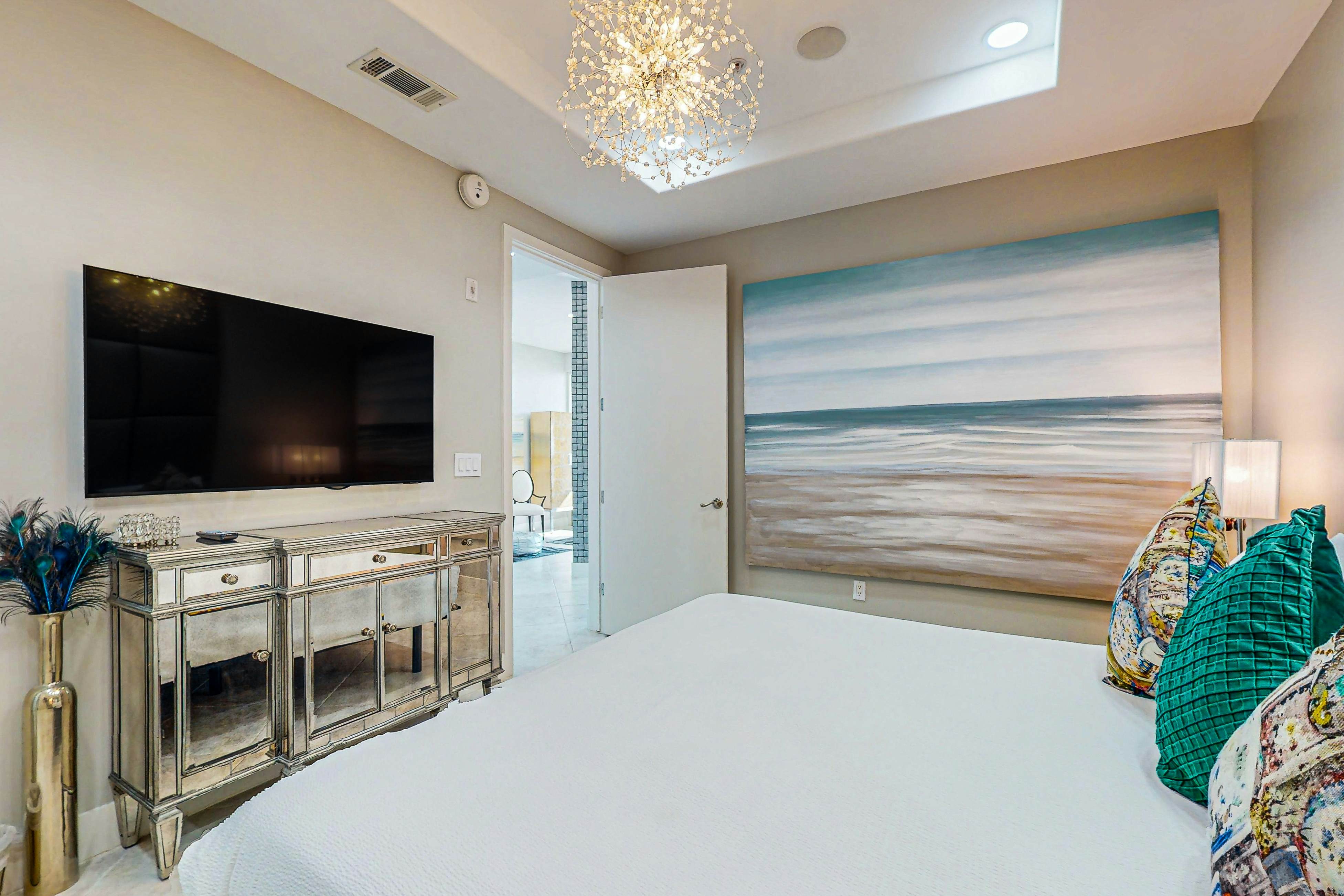 Diamond Beach Crown Jewel - #714