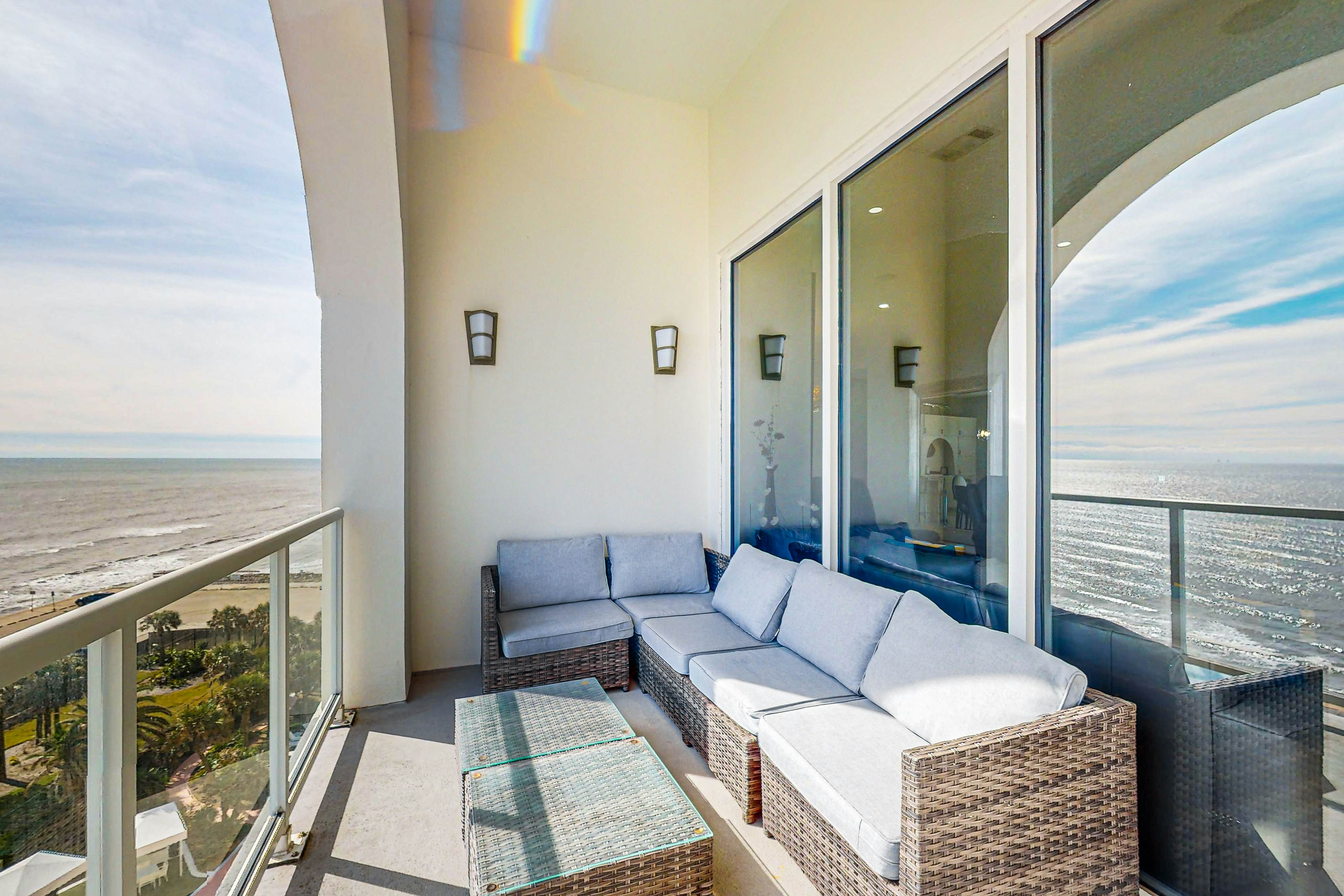 Diamond Beach Crown Jewel - #714