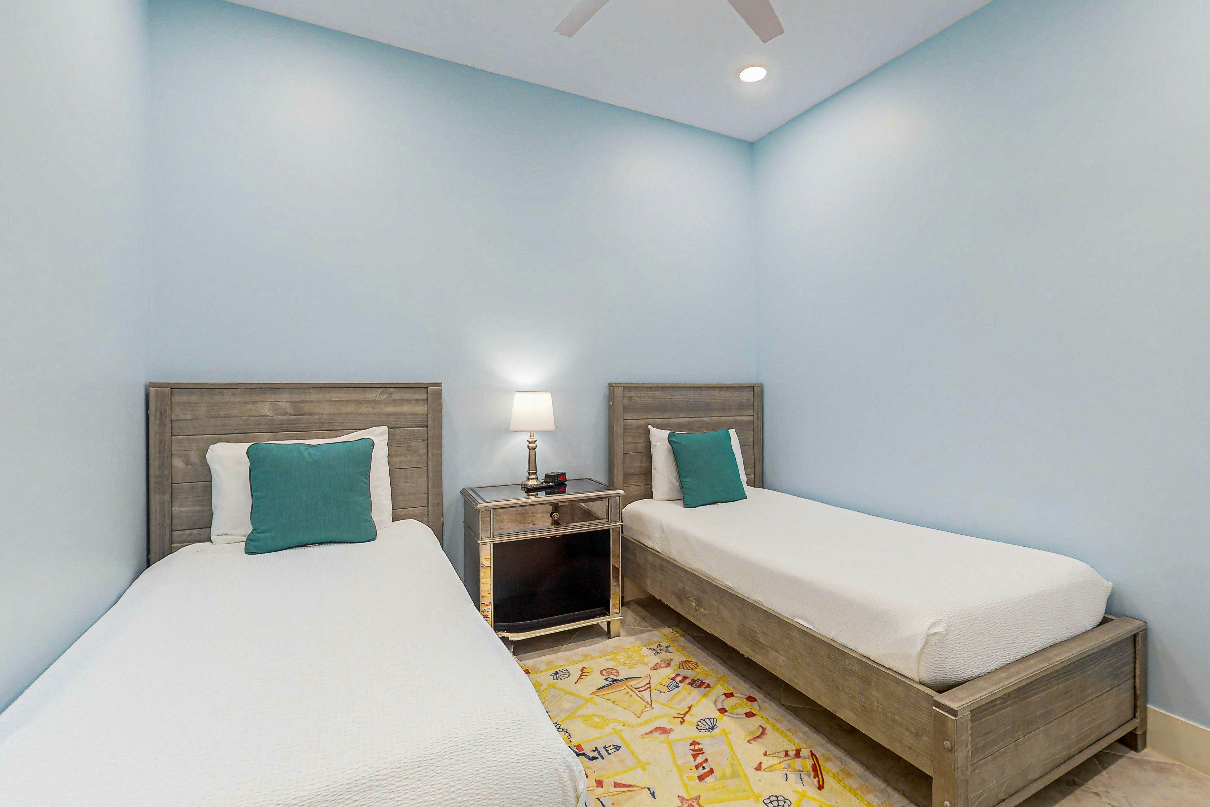 Diamond Beach Crown Jewel - #714