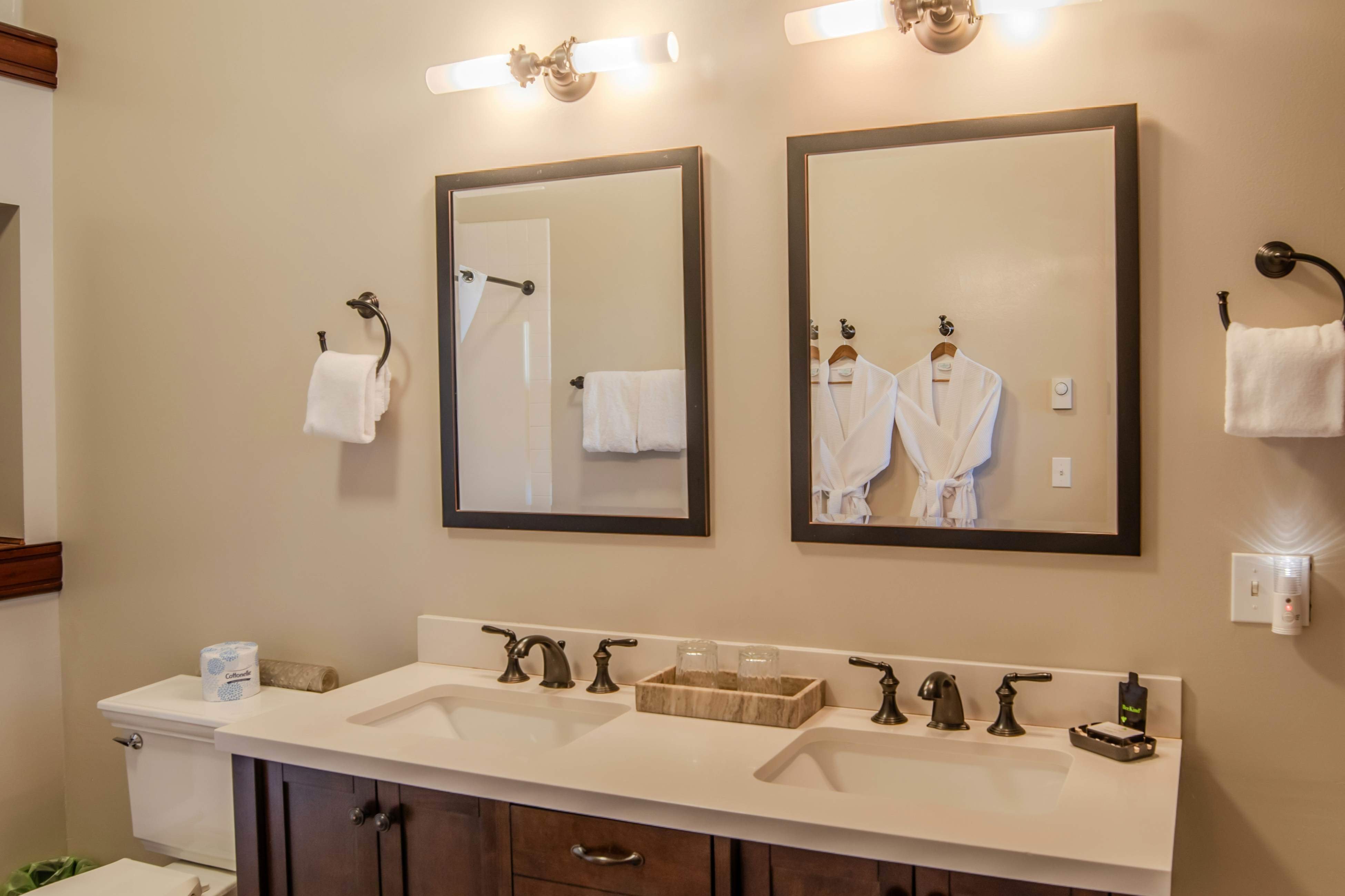 The Belmont Hotel - Guest Rooms